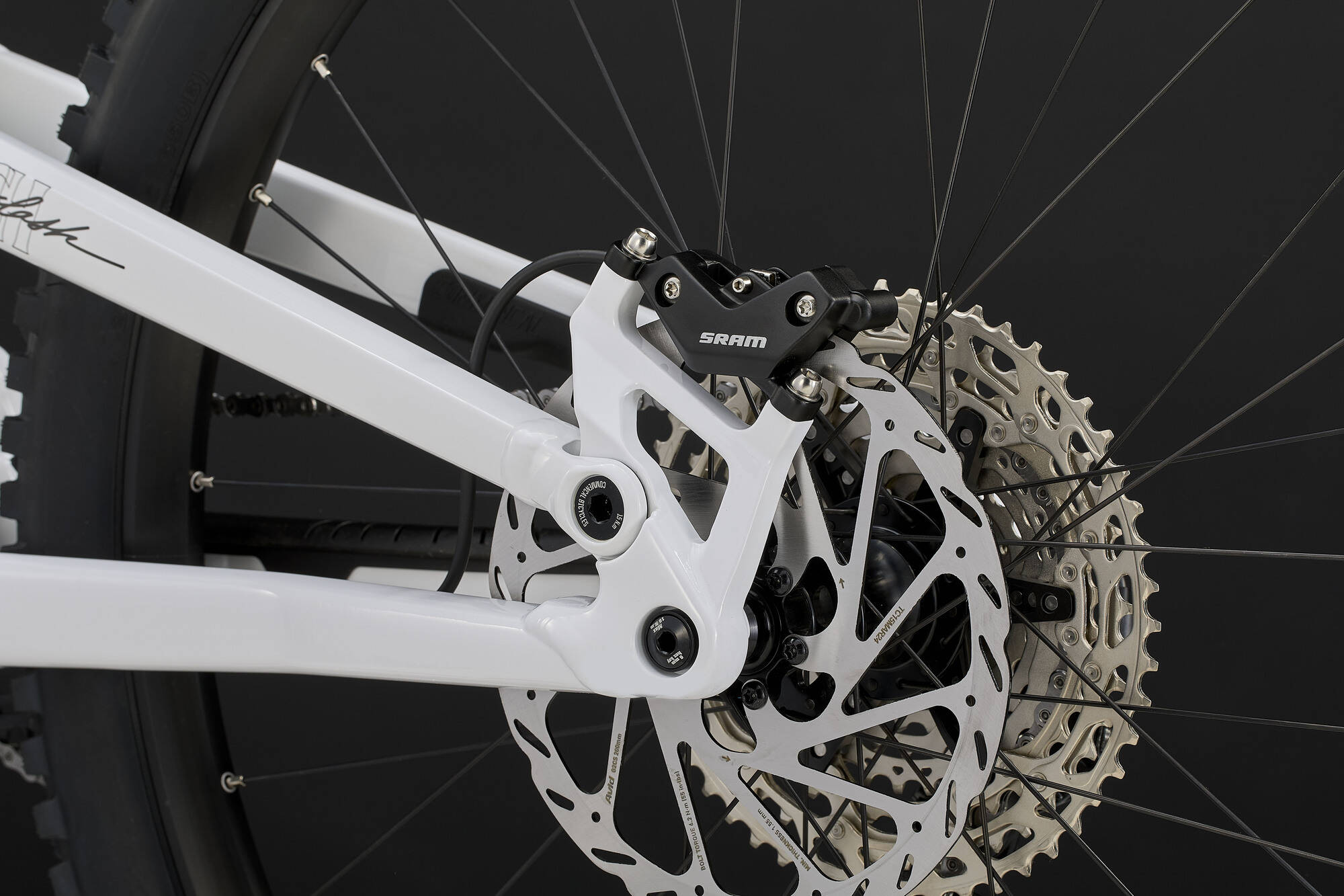 COMMENCAL CLASH MARZO PURE WHITE 2027 image large number 7