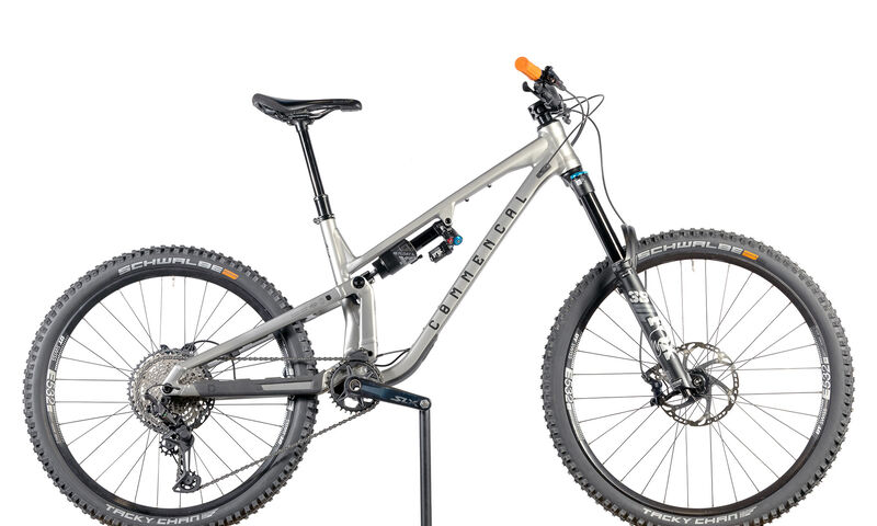 COMMENCAL META SX V5 ESSENTIAL SILVER - M (23131502)