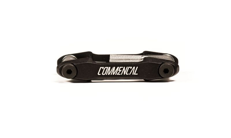 9 FUNCTIONS COMMENCAL MULTI TOOL