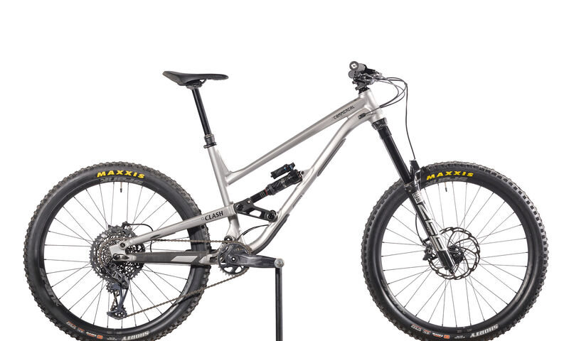 COMMENCAL CLASH RACE SILVER - L (22132103)