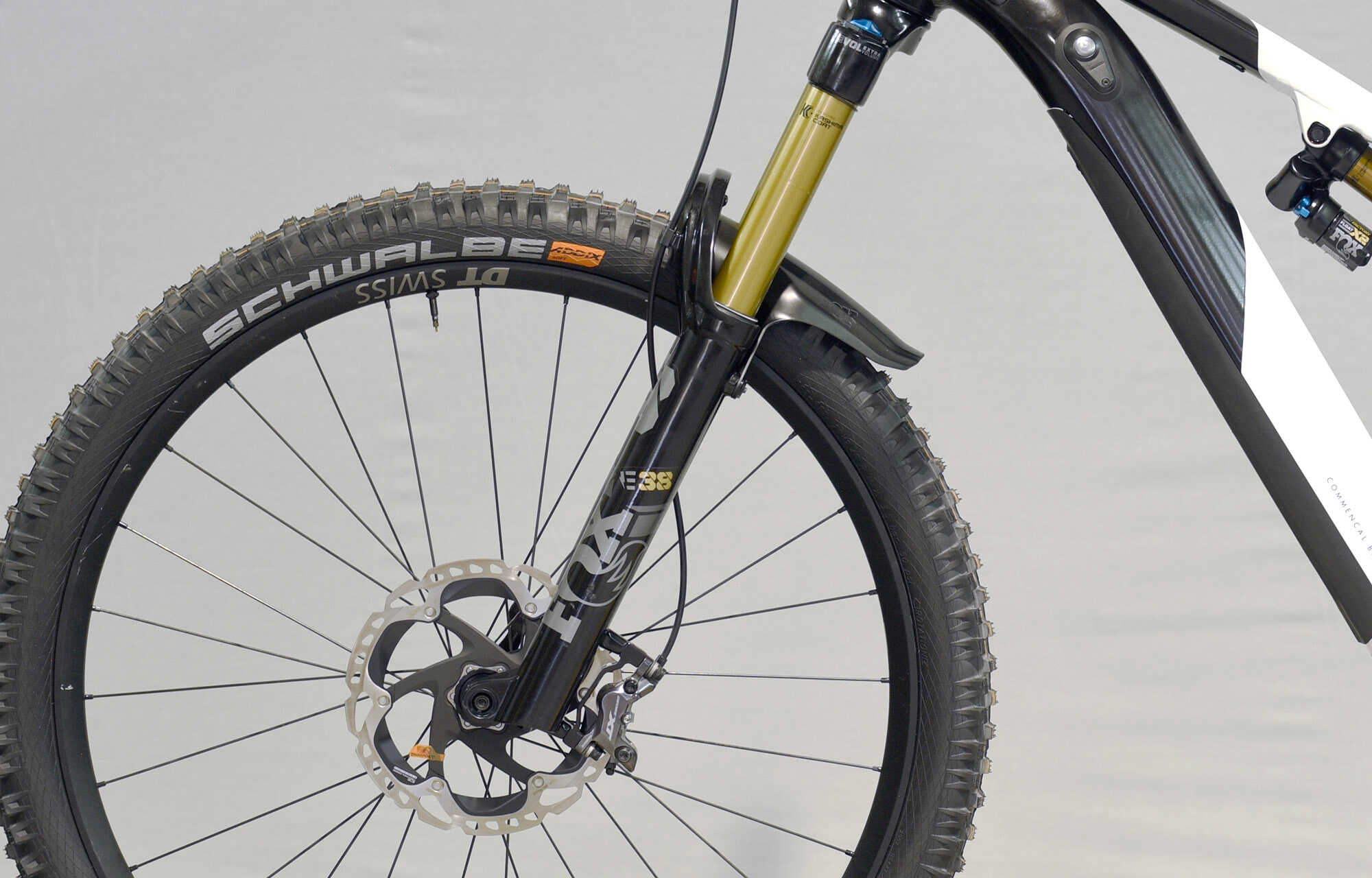 COMMENCAL META POWER AM SHIMANO SIGNATURE BLACK & WHITE - L (21180703) 1628 km image large number 6