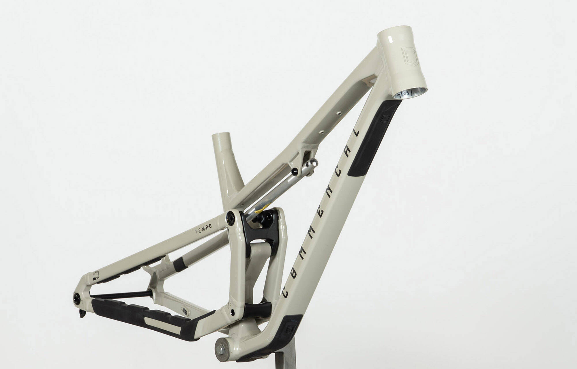 FRAME COMMENCAL T.E.M.P.O. CHALK - M (23220102) image large number 2