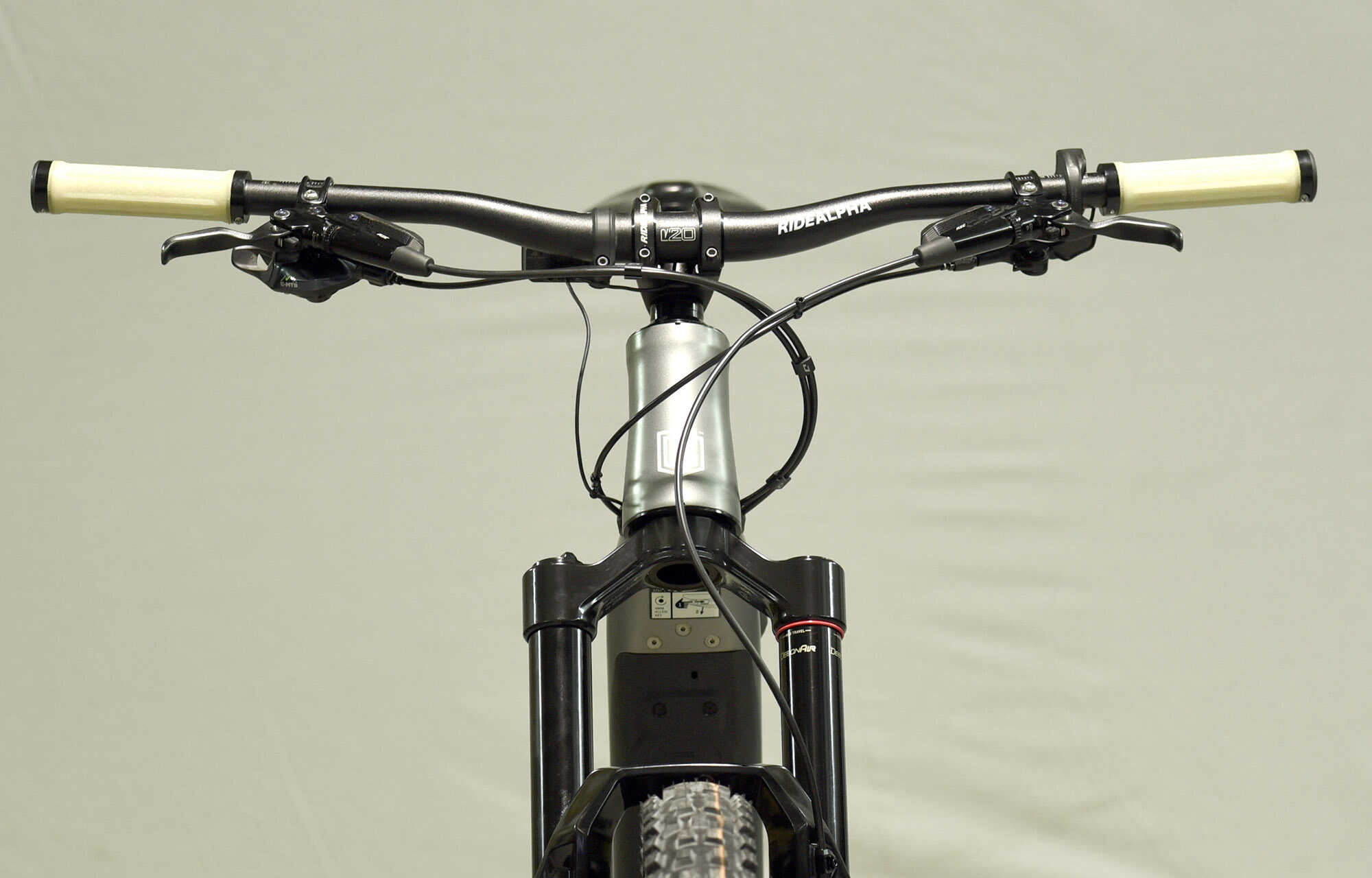 COMMENCAL META POWER AM SHIMANO TEAM GRAPHITE - L (21181403) 1883 km image large number 3