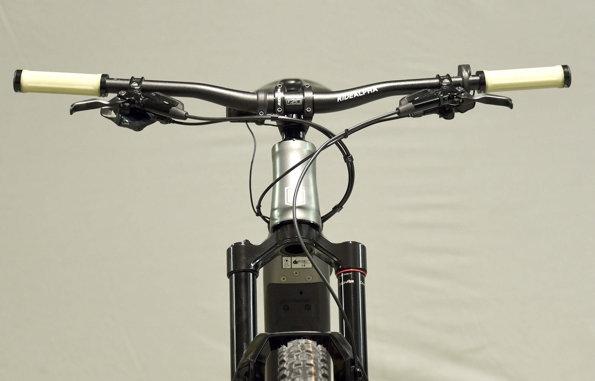 COMMENCAL META POWER AM SHIMANO TEAM GRAPHITE - L (21181403) 1883 km image large number 3
