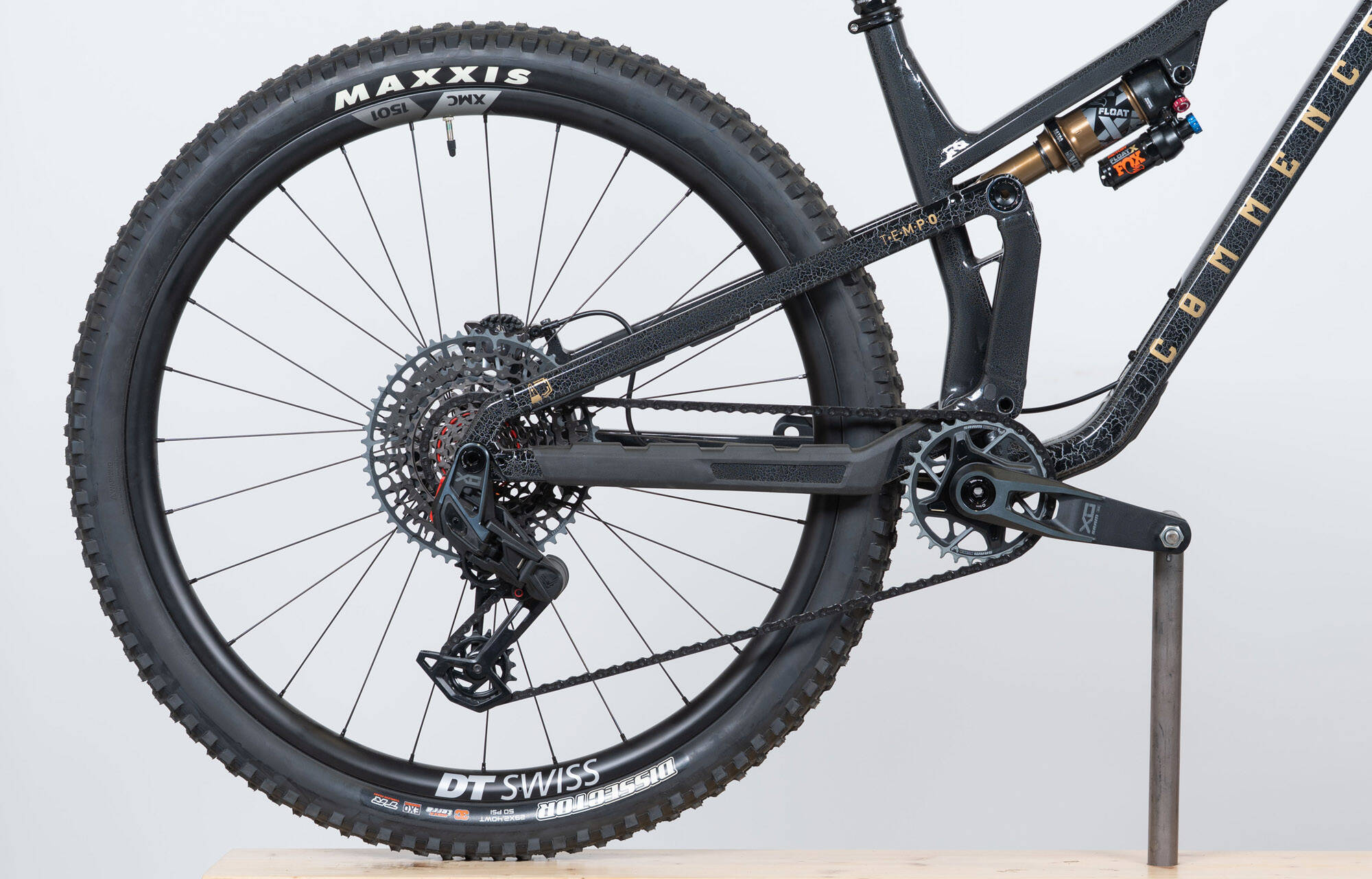 COMMENCAL T.E.M.P.O. T-TYPE CRACKLED BLACK - M (23120502) image large number 0