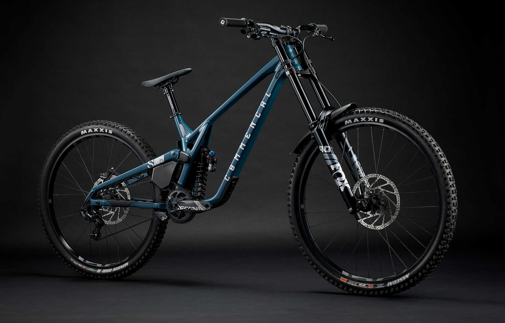 COMMENCAL SUPREME DH V5 ESSENTIAL AQUA BLUE image large number 1