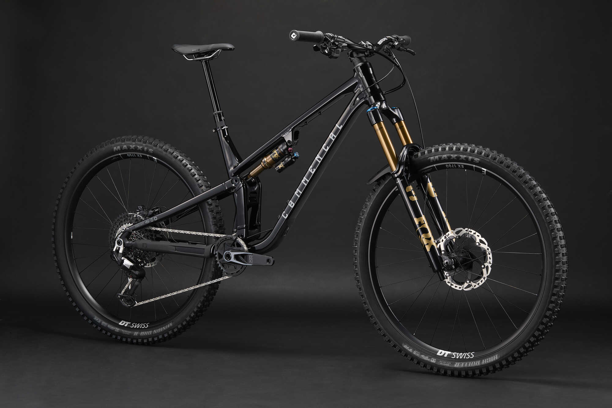 COMMENCAL META V5 SIGNATURE PURE BLACK  2027 image large number 1