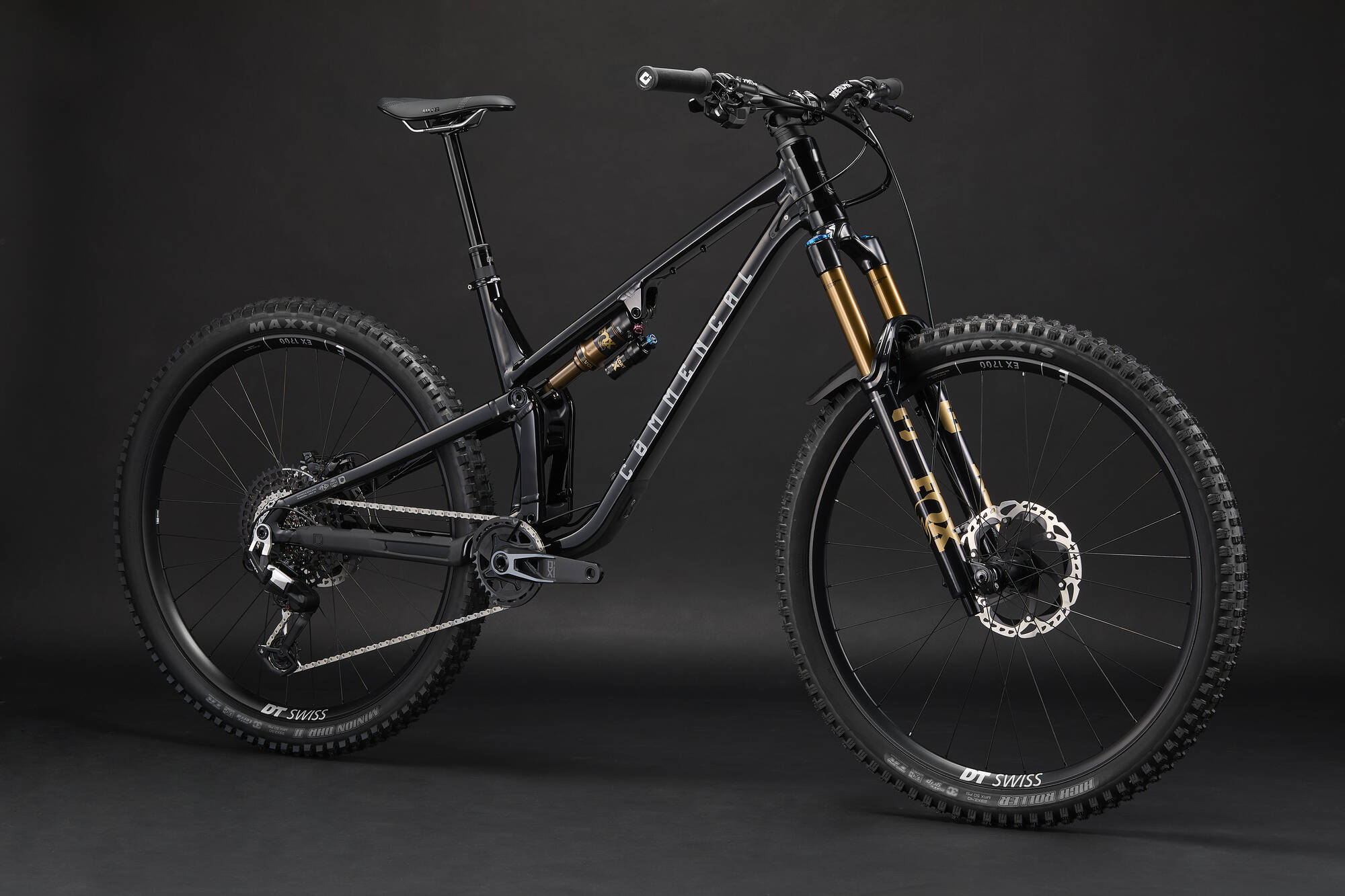COMMENCAL META V5 SIGNATURE PURE BLACK  2027 image large number 1