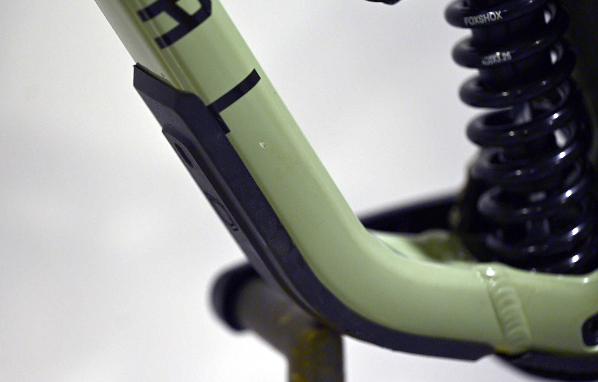 COMMENCAL SUPREME DH V5 ESSENTIAL HERITAGE GREEN - M (22150802) image large number 9