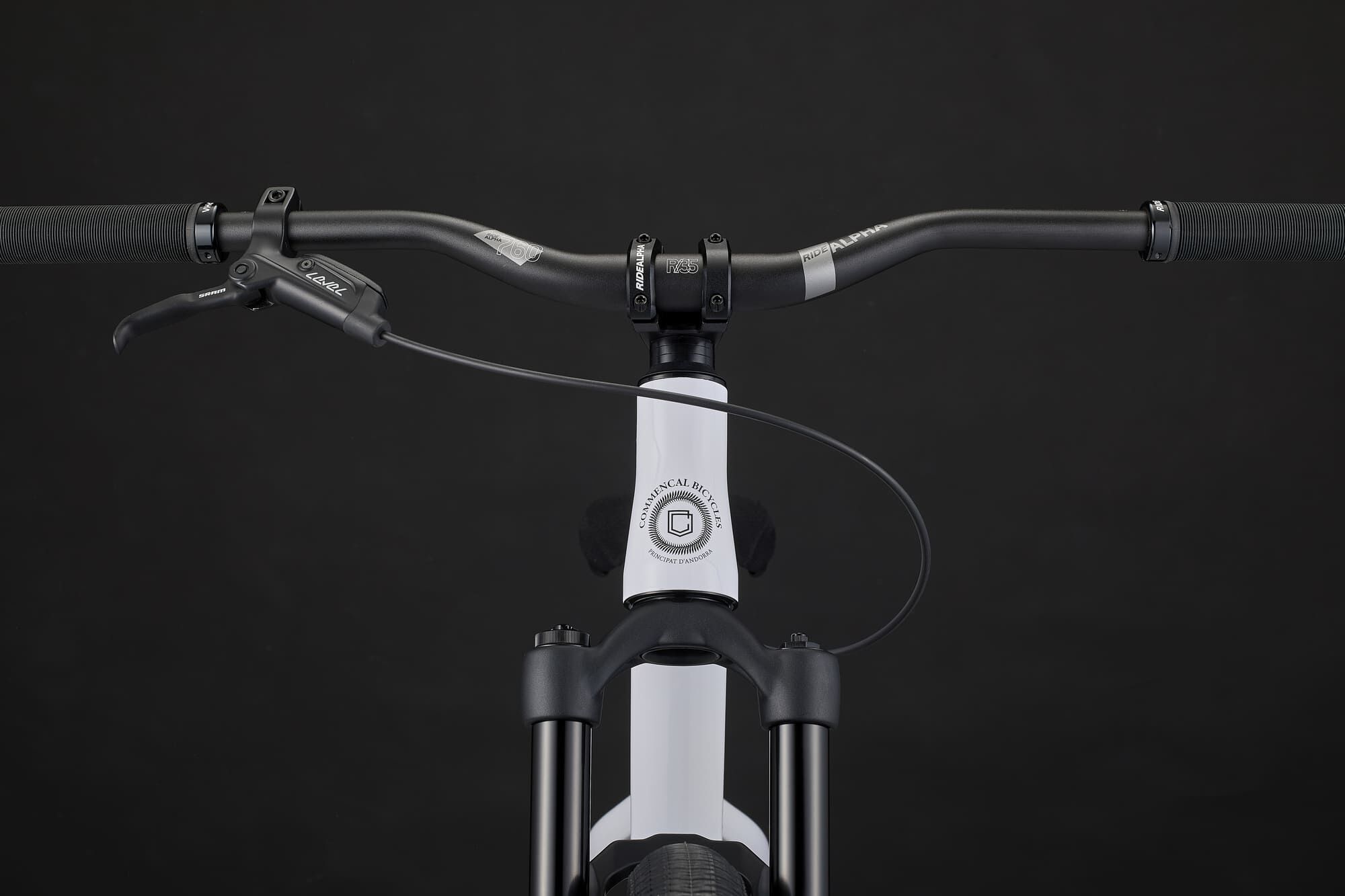 COMMENCAL ABSOLUT PURE WHITE