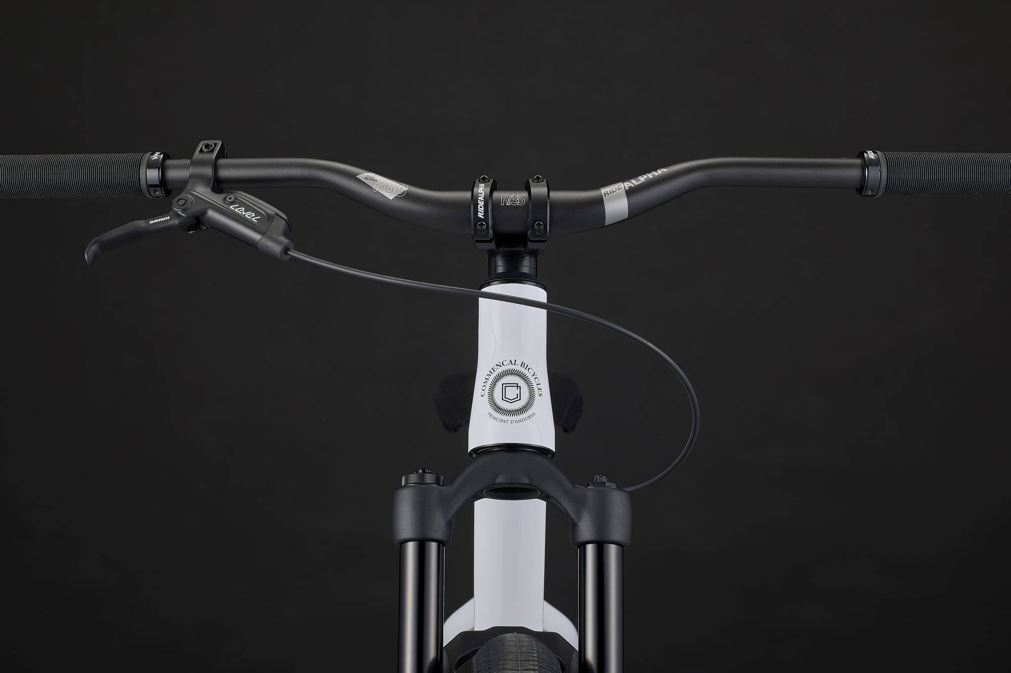 COMMENCAL ABSOLUT PURE WHITE 2025 image large number 4
