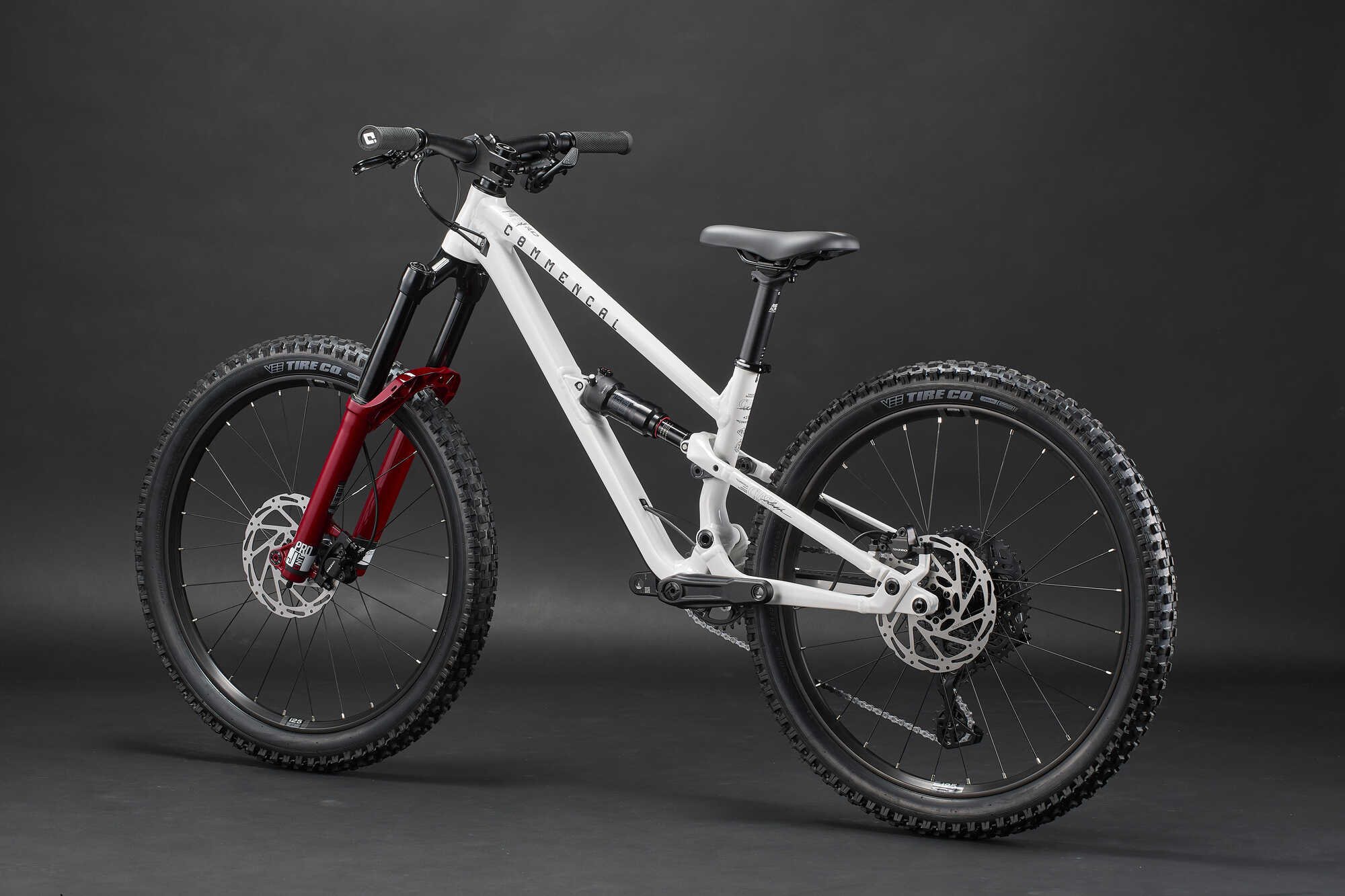 COMMENCAL CLASH 24 PURE WHITE 2027 image large number 2