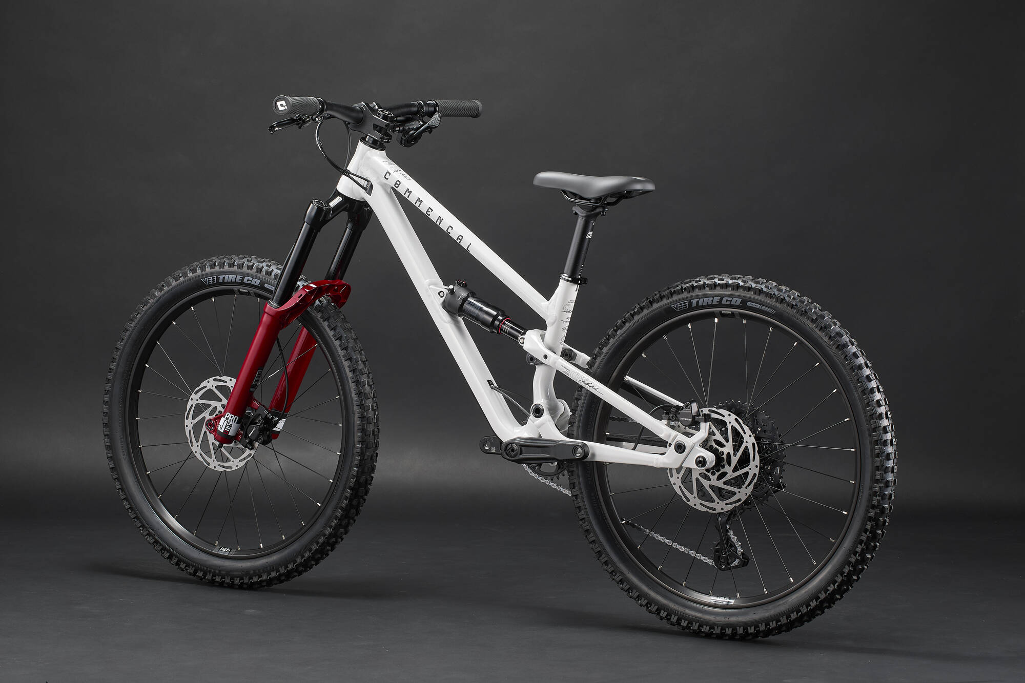 COMMENCAL CLASH 24 PURE WHITE 2027 image large number 2
