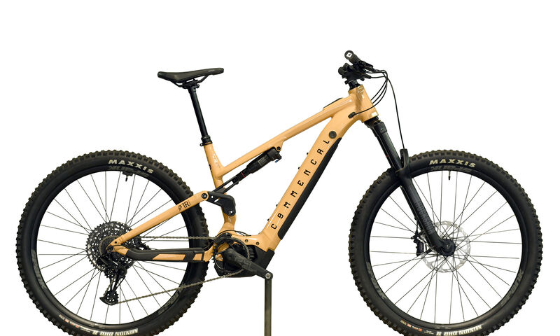 COMMENCAL META POWER TR BOSCH RIDE PEACH - L (23181703) 864 km