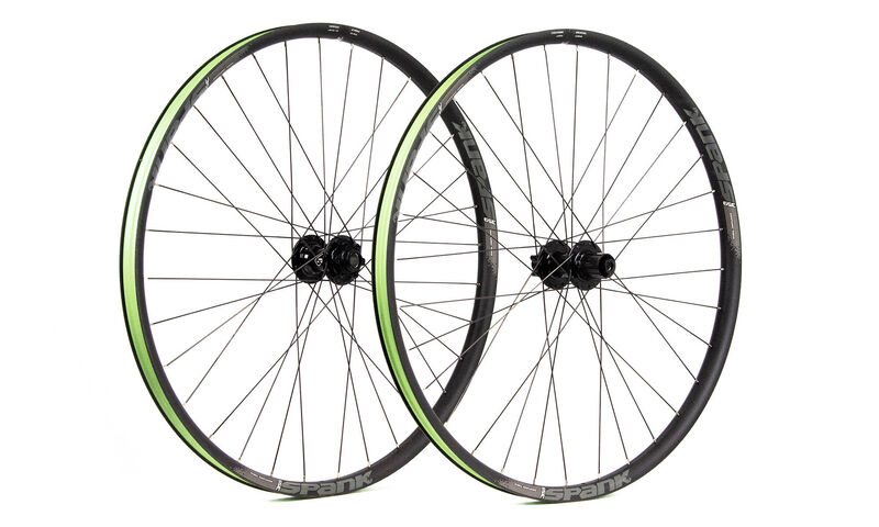 PAIRE DE ROUES DH SPANK 359 / FORMULA 29