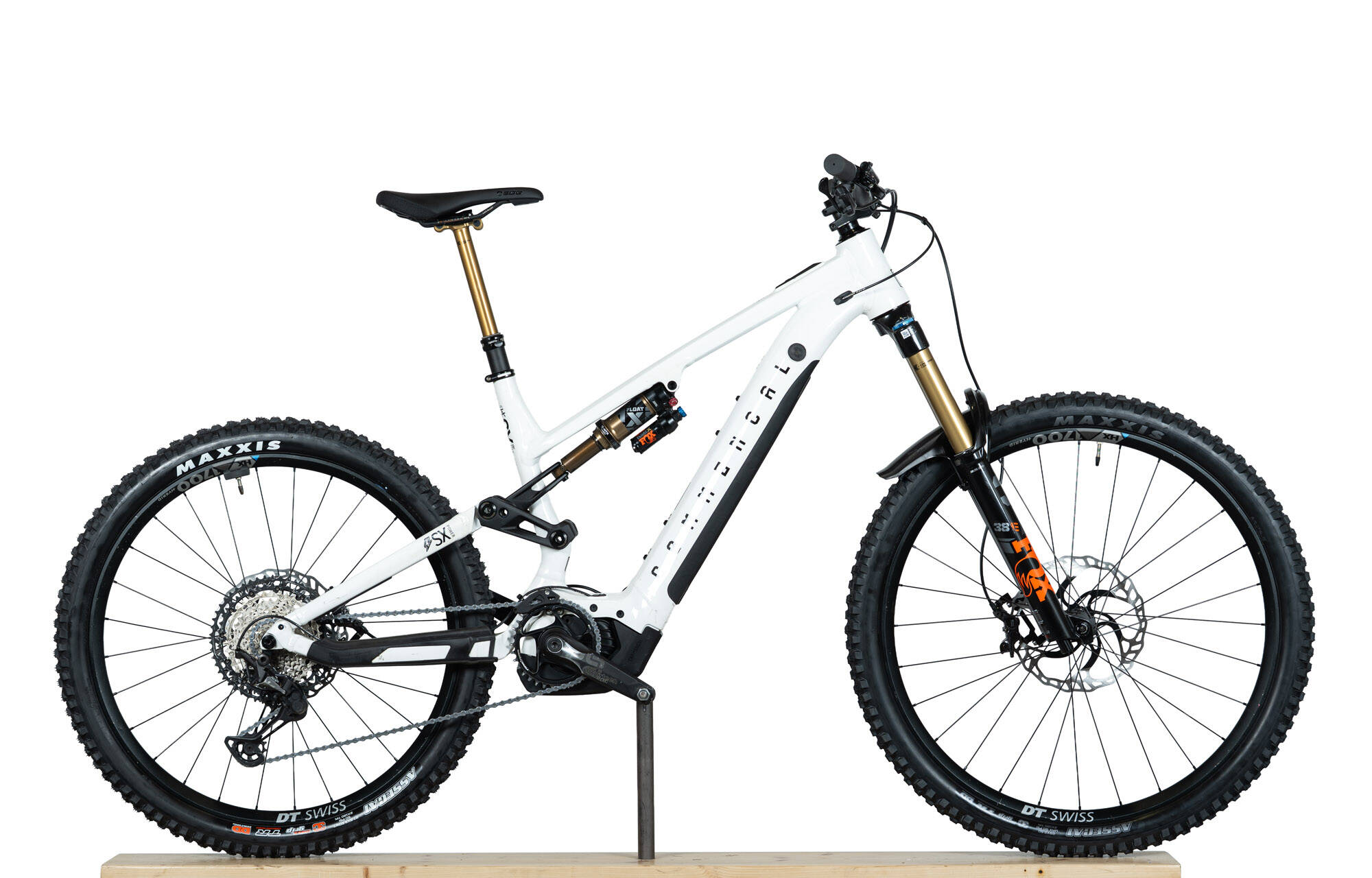 COMMENCAL META POWER SX BOSCH SIGNATURE PURE WHITE - L (22181903) 2251 km image number null