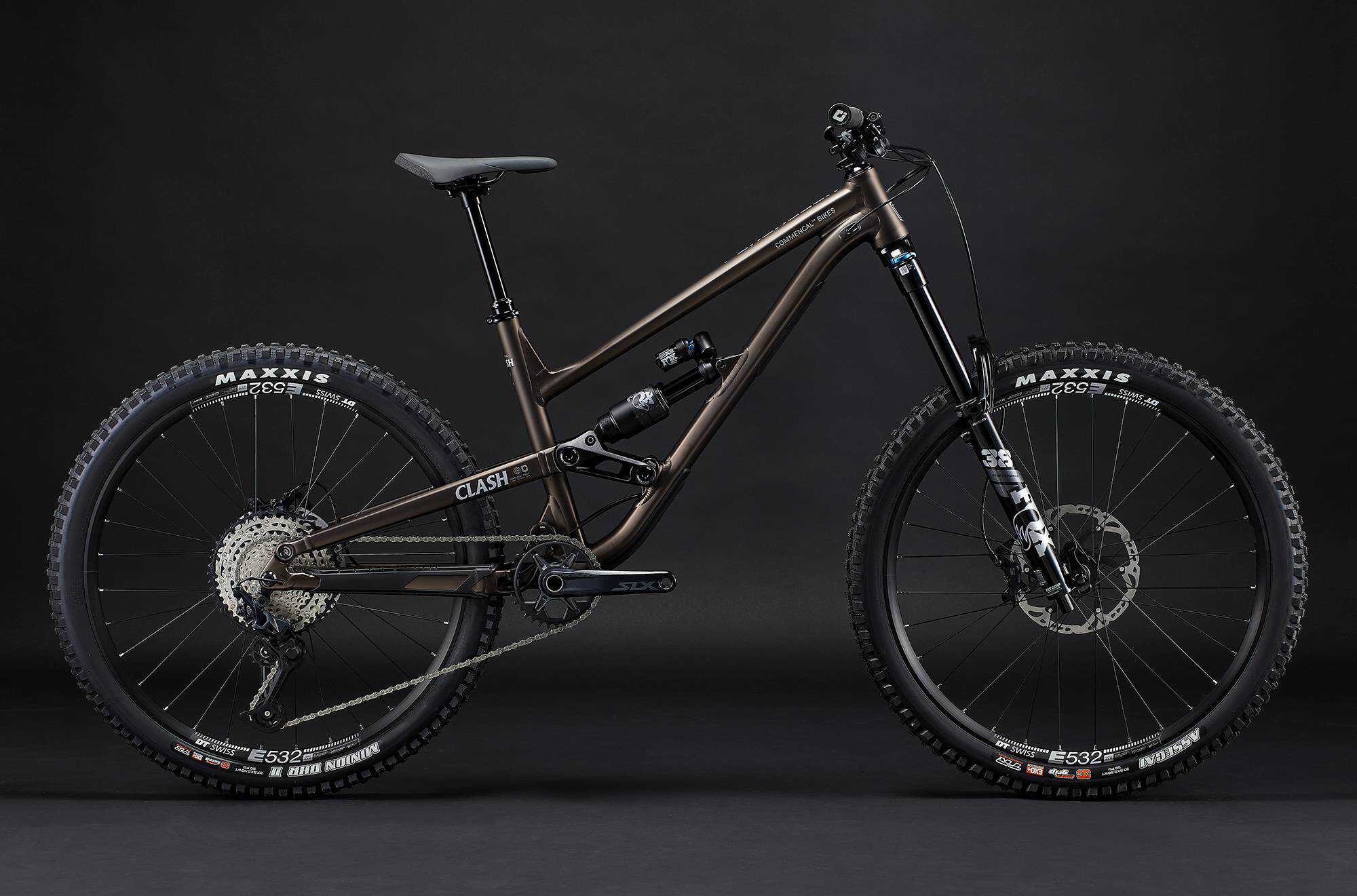 COMMENCAL CLASH ESSENTIAL FROZEN BROWN image large number 0