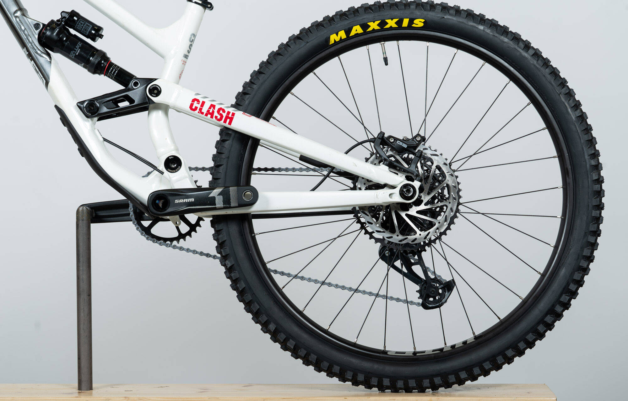COMMENCAL CLASH JR PEARL WHITE & CHROME - (21170600) image large number 5