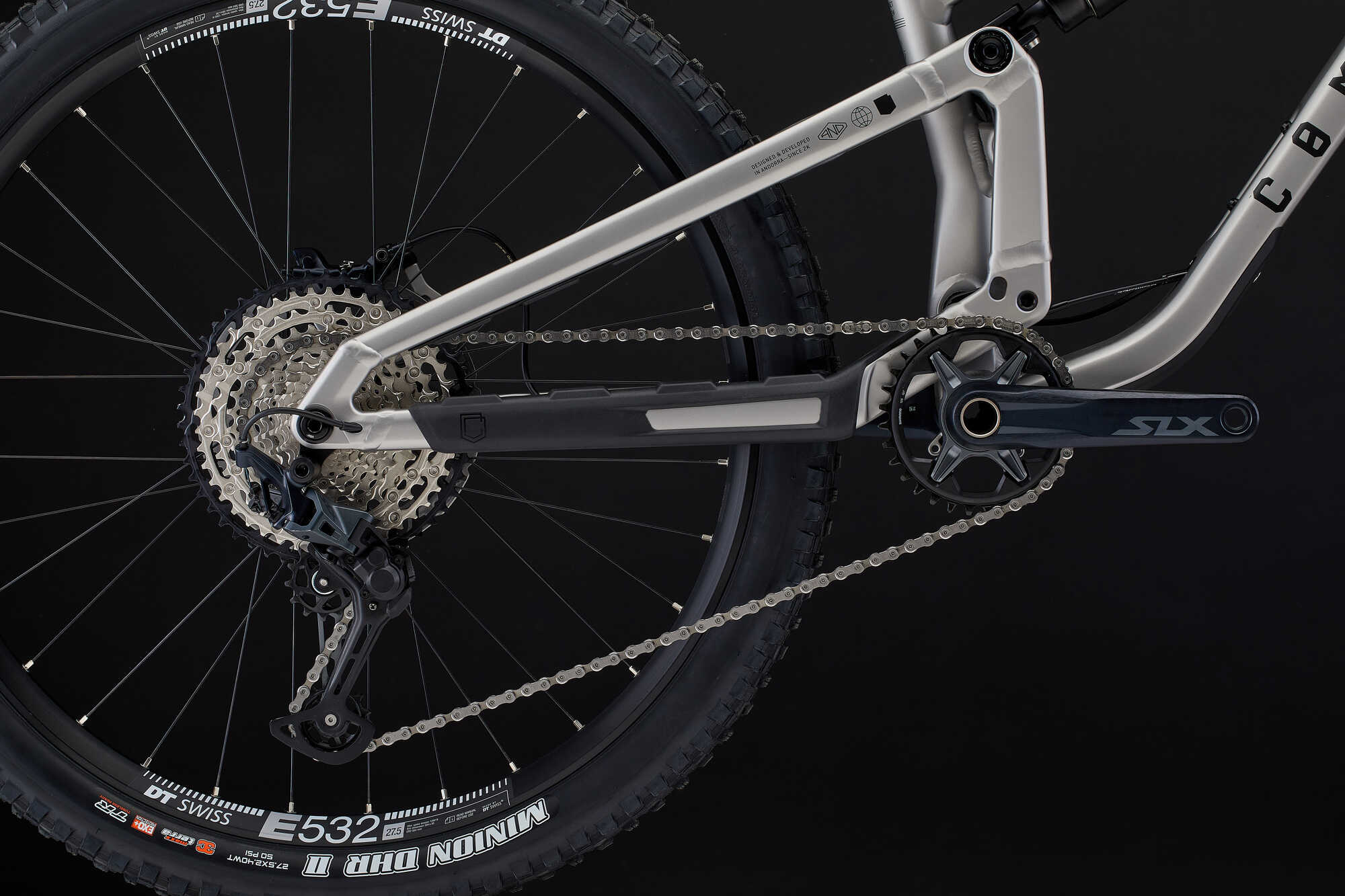 COMMENCAL META SX V5 ESSENTIAL SILVER image large number 5
