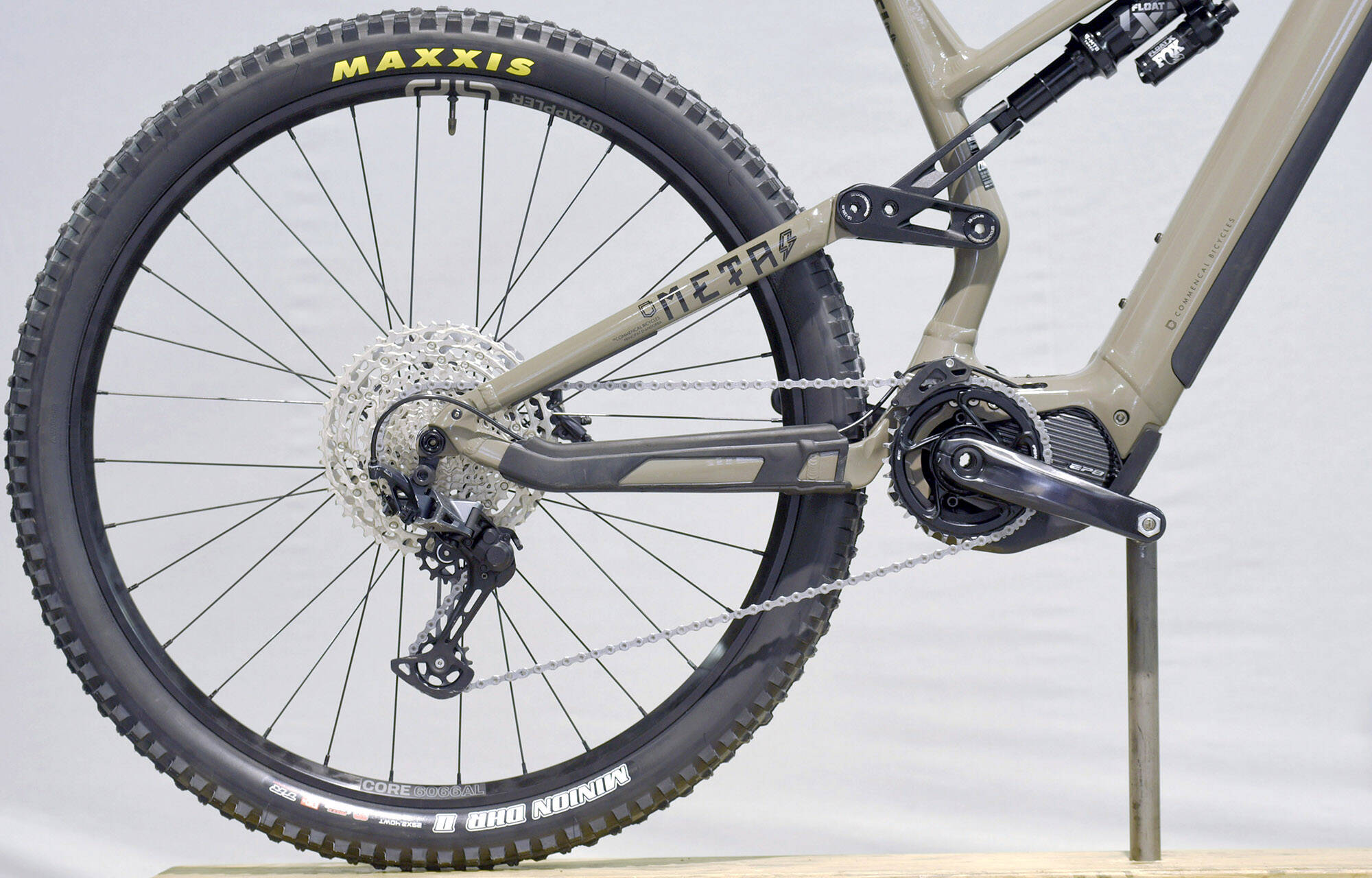 COMMENCAL META POWER AM SHIMANO ESSENTIAL DIRT - L (21181503) 1377 km image large number 0