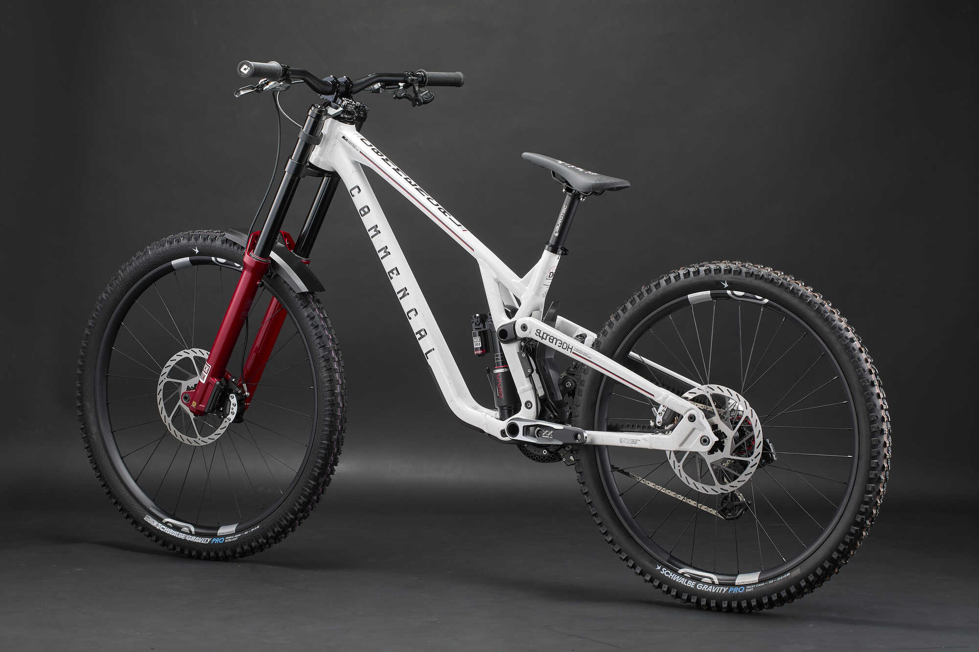 COMMENCAL SUPREME DH V5.2 TEAM REPLICA ADDICTION WHITE 2027 image large number 2