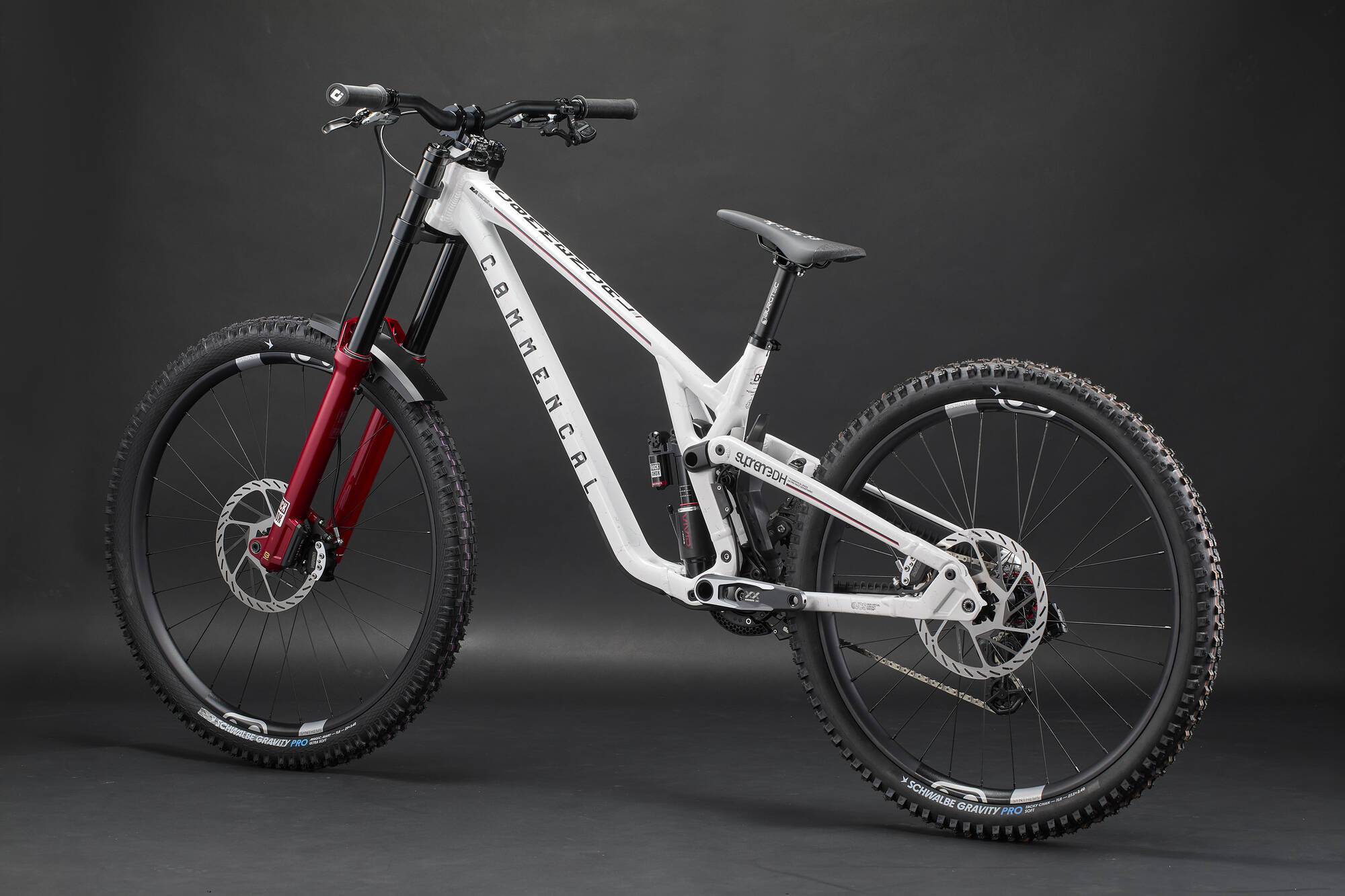 COMMENCAL SUPREME DH V5.2 TEAM REPLICA ADDICTION WHITE 2027 image large number 2
