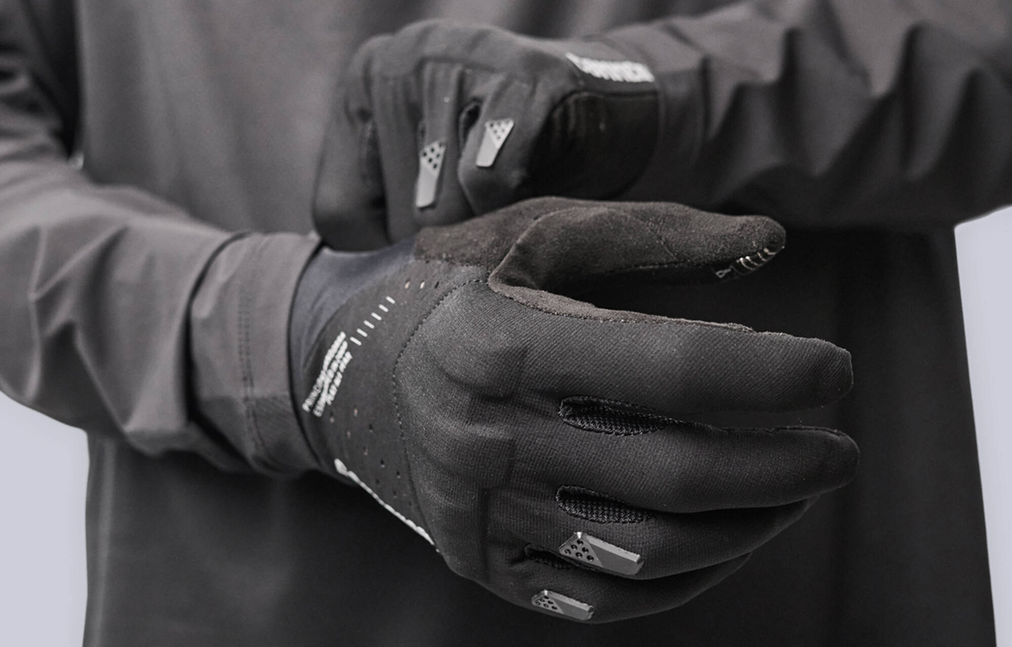GUANTES COMMENCAL HARDTECH BLACK image large number 1
