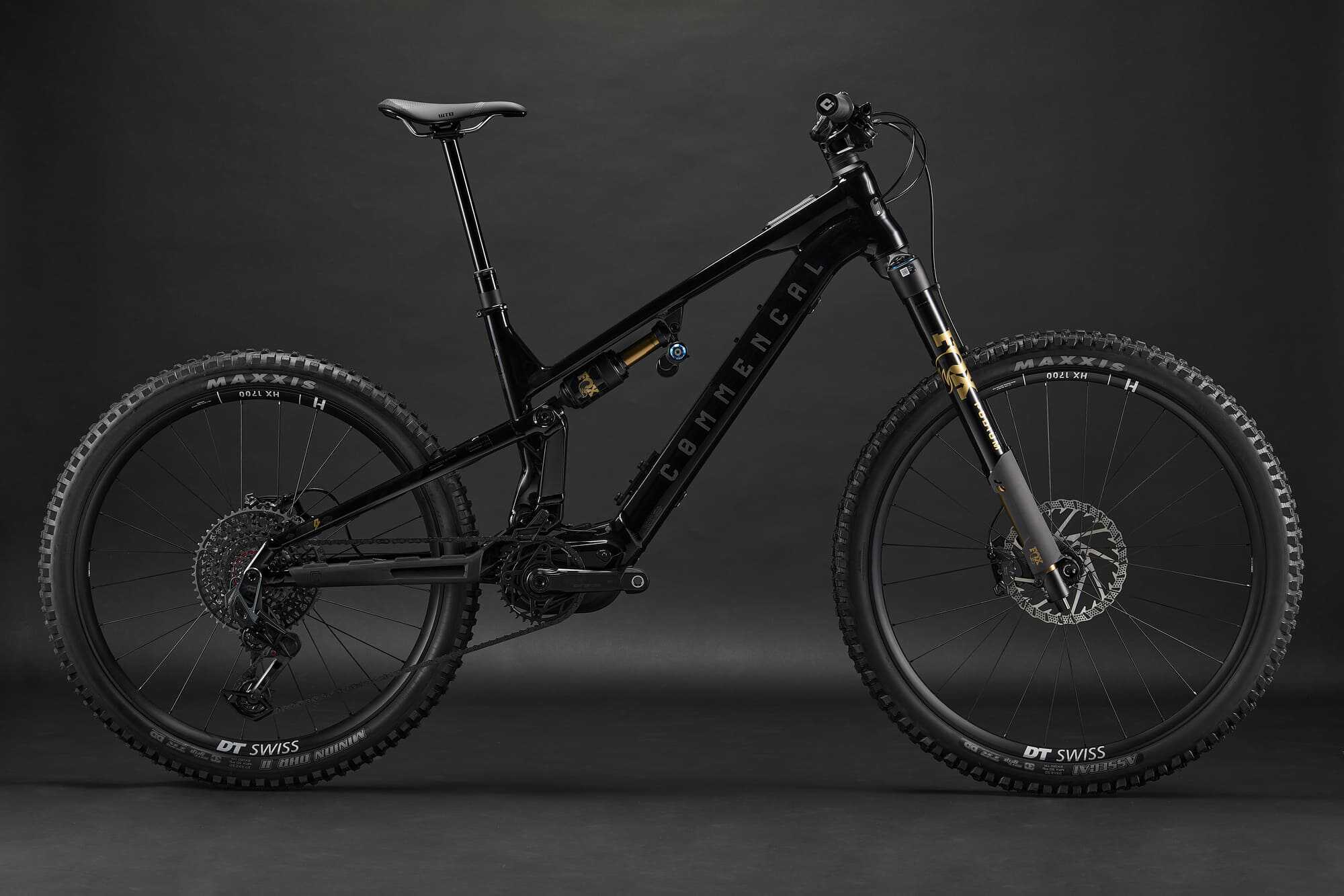 COMMENCAL META POWER SX AVINOX PODIUM PURE BLACK 2027 image large number 0