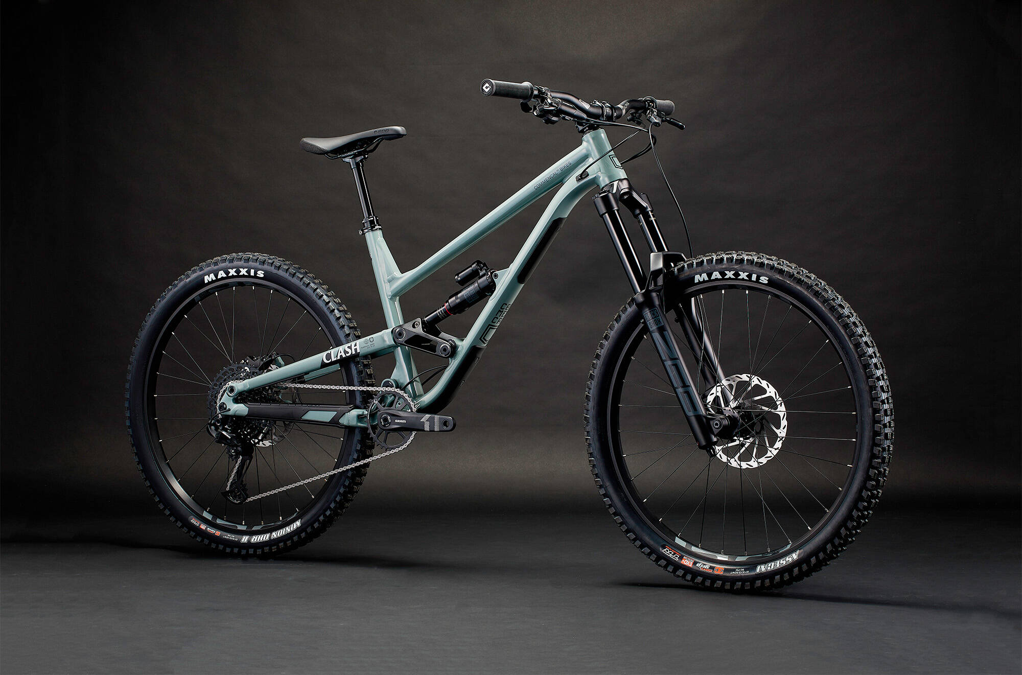 COMMENCAL CLASH RIDE PYRITE GREY ROCKSHOX image large number 1