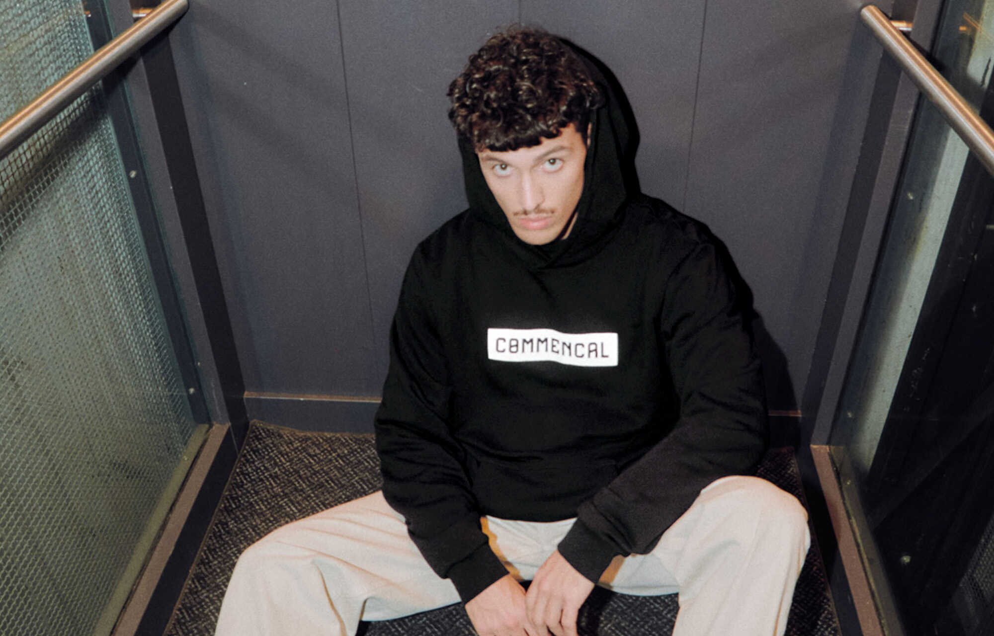 COMMENCAL CORPORATE HOODIE BLACK image large number 2