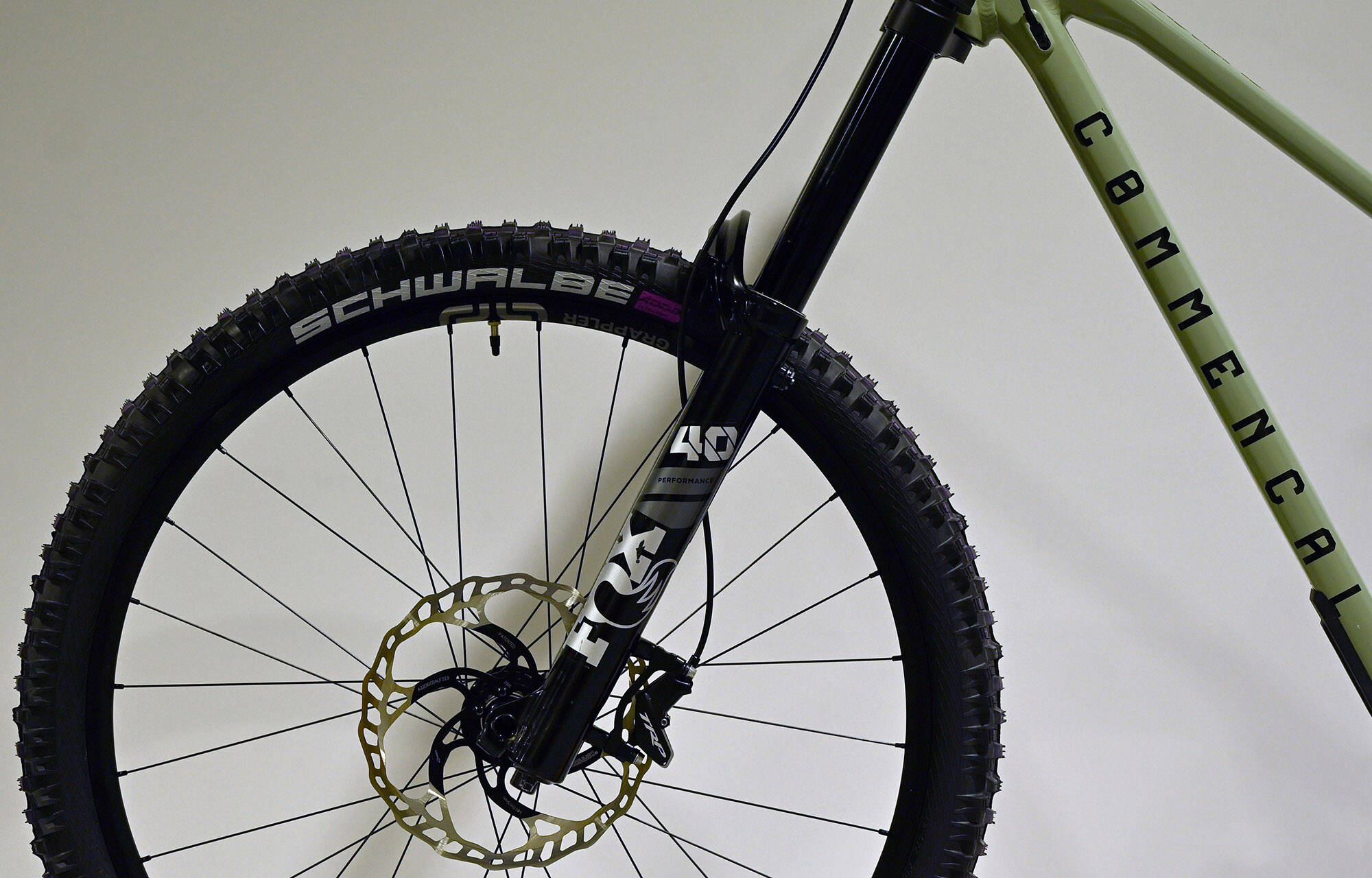 COMMENCAL SUPREME DH V5 ESSENTIAL HERITAGE GREEN - M (22150802) image large number 6