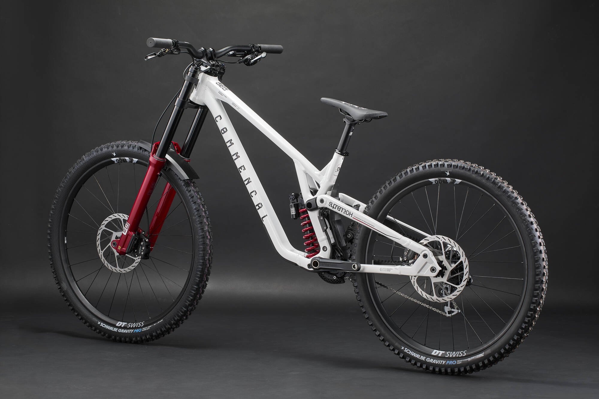 COMMENCAL SUPREME DH V5.2 ROCKSHOX PURE WHITE 2027 image large number 2