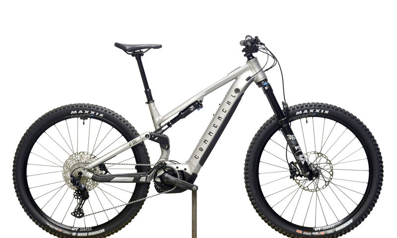 COMMENCAL META POWER TR BOSCH ESSENTIAL SILVER - M (22180202) 156 km
