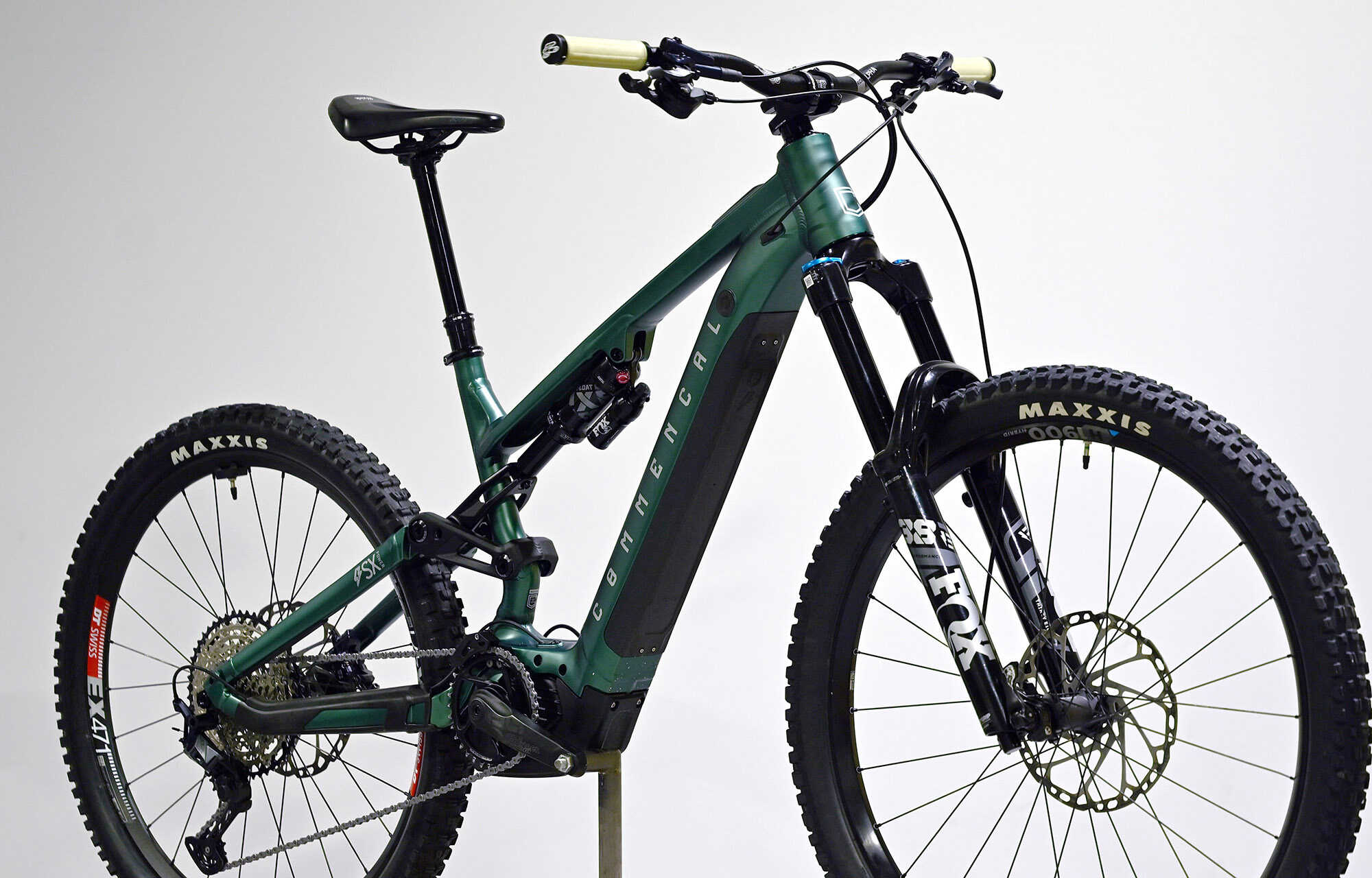 COMMENCAL META POWER SX BOSCH ESSENTIAL METALLIC GREEN - M (23181802) 1235 km image large number 2