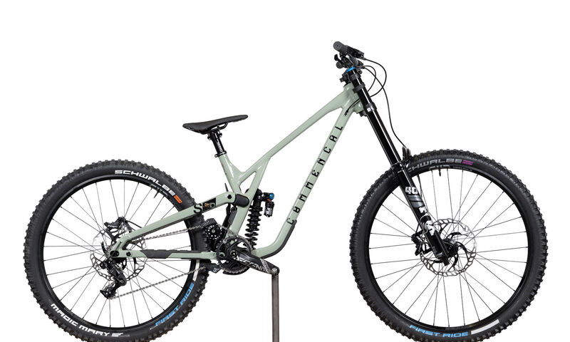 COMMENCAL SUPREME DH V5 ESSENTIAL HERITAGE GREEN - S (22150801)