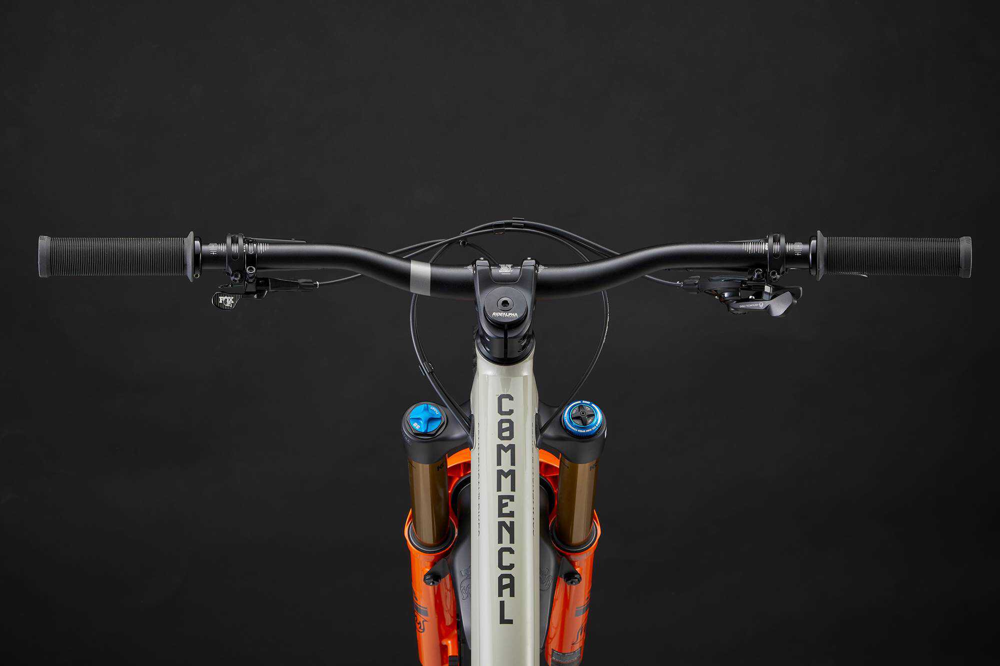 COMMENCAL CLASH SIGNATURE CHALK image large number 3