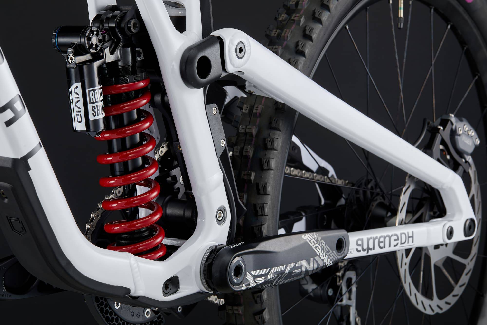 COMMENCAL SUPREME DH V5 ROCKSHOX PURE WHITE 2026 image large number 7