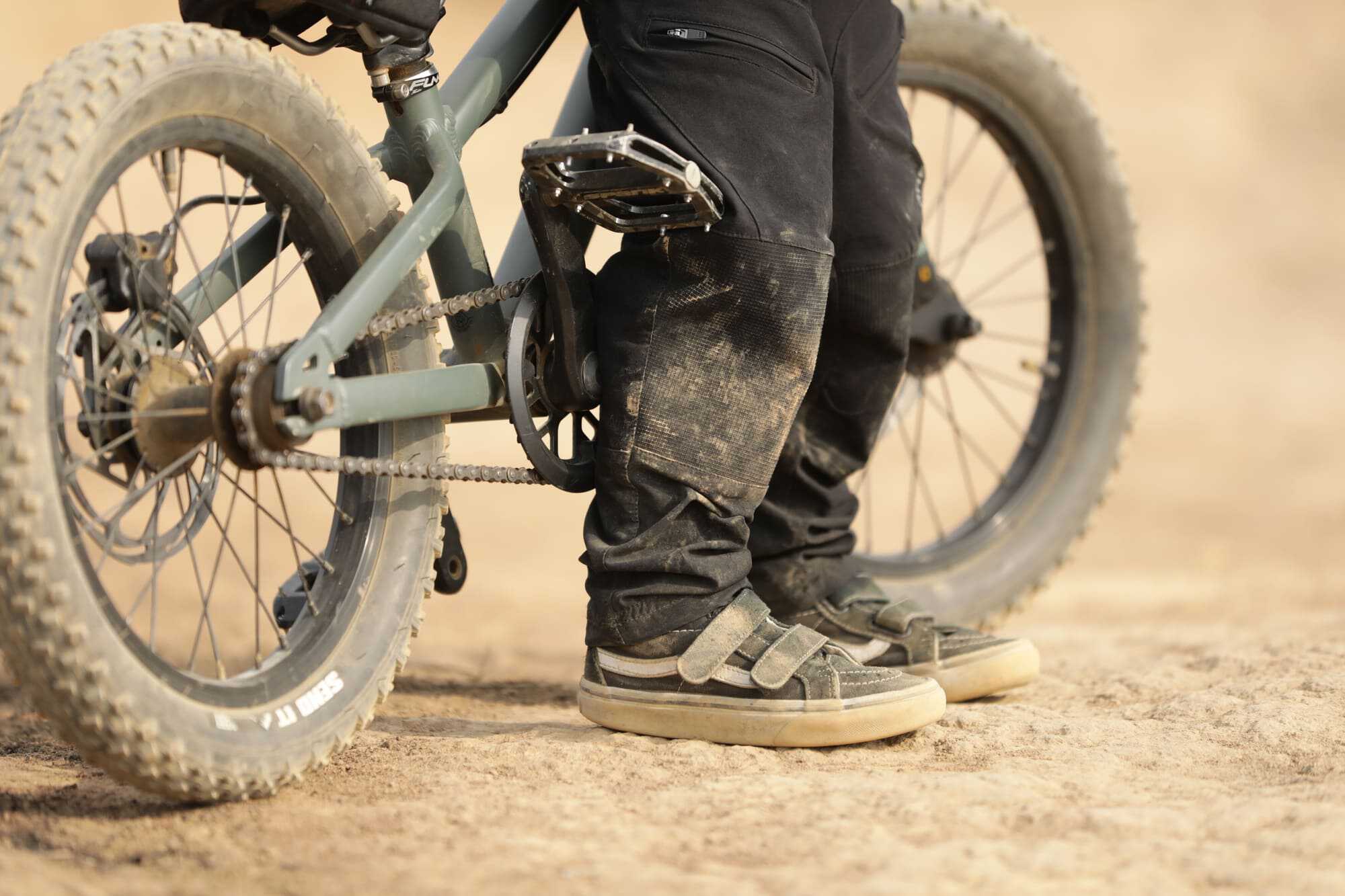 PANTALON COMMENCAL KIDS BLACK image large number 4