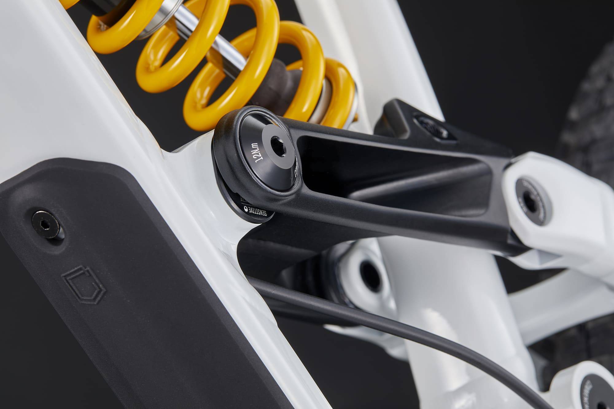 COMMENCAL FRS OHLINS EDITION PURE WHITE 2025 image large number 9