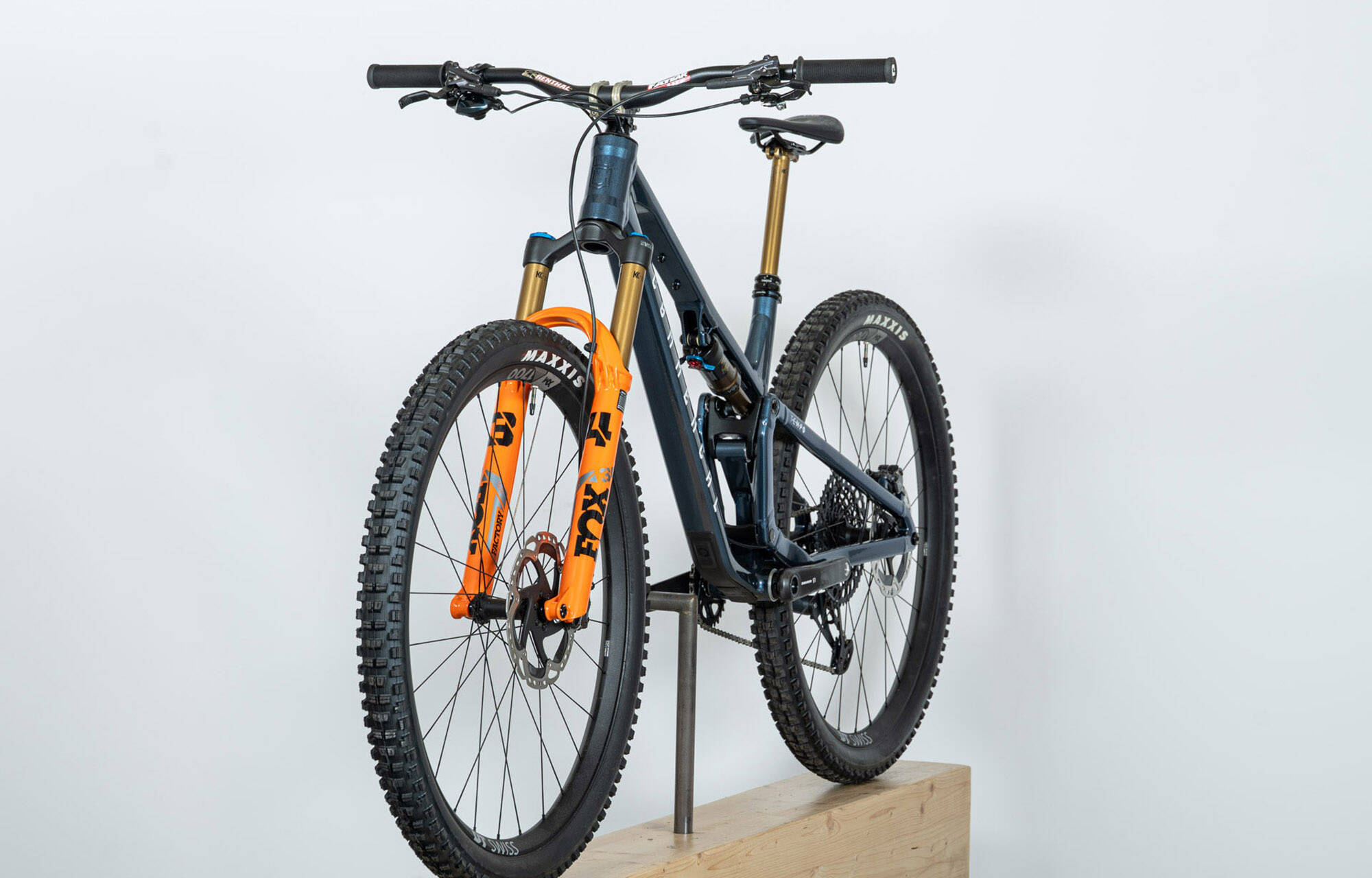 COMMENCAL T.E.M.P.O. SIGNATURE SPARKLY BLUE - M (23121502) image large number 4