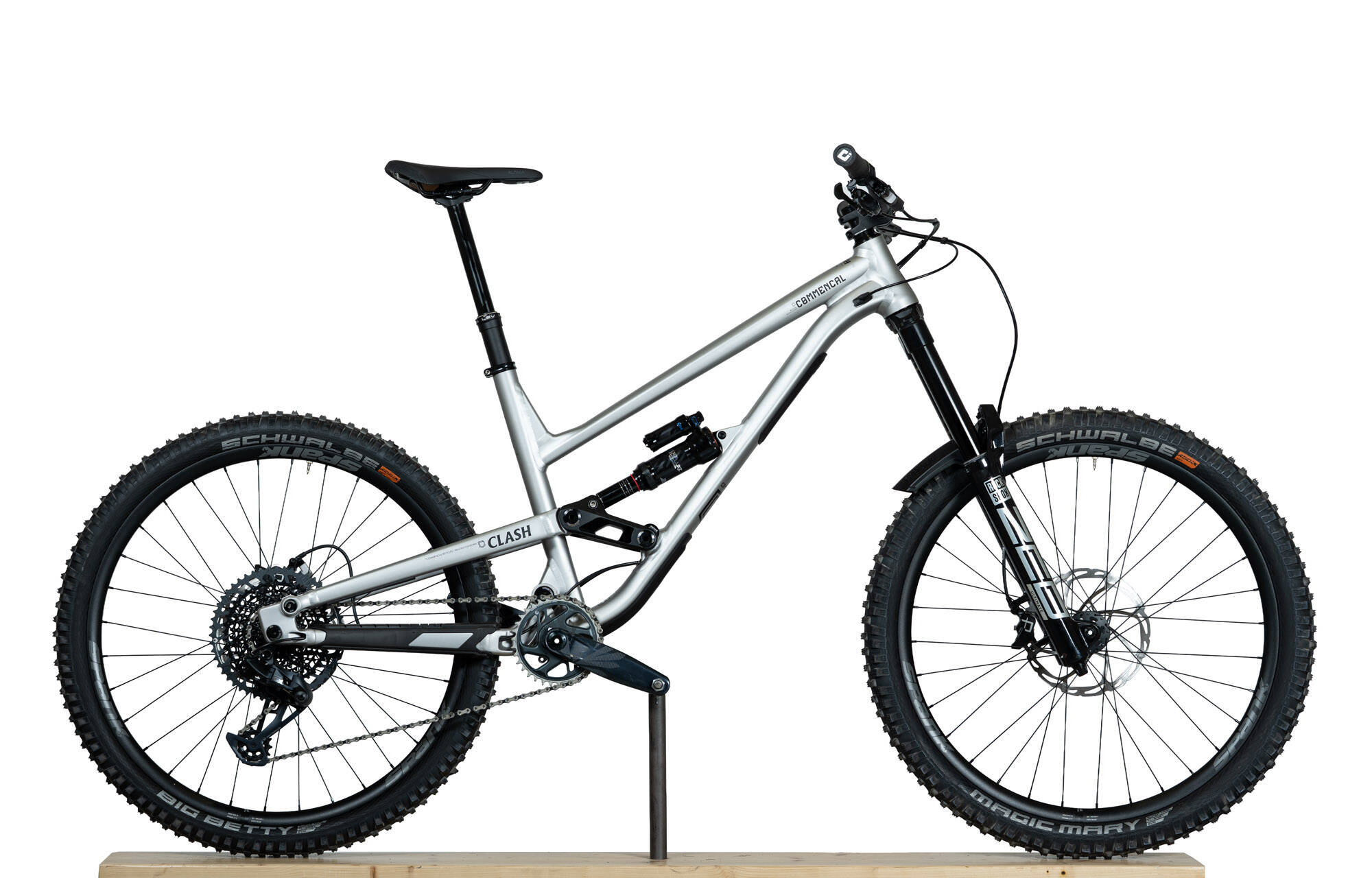 COMMENCAL CLASH RACE SILVER - L (22132103) image number null