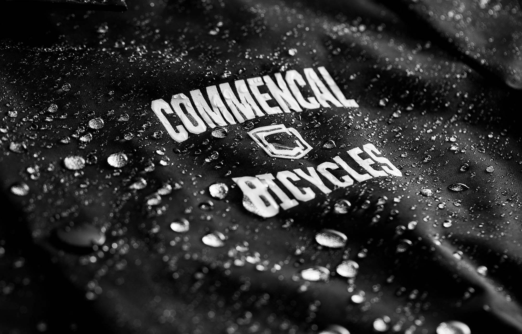 CHUBASQUERO COMMENCAL COACH BLACK image large number 6