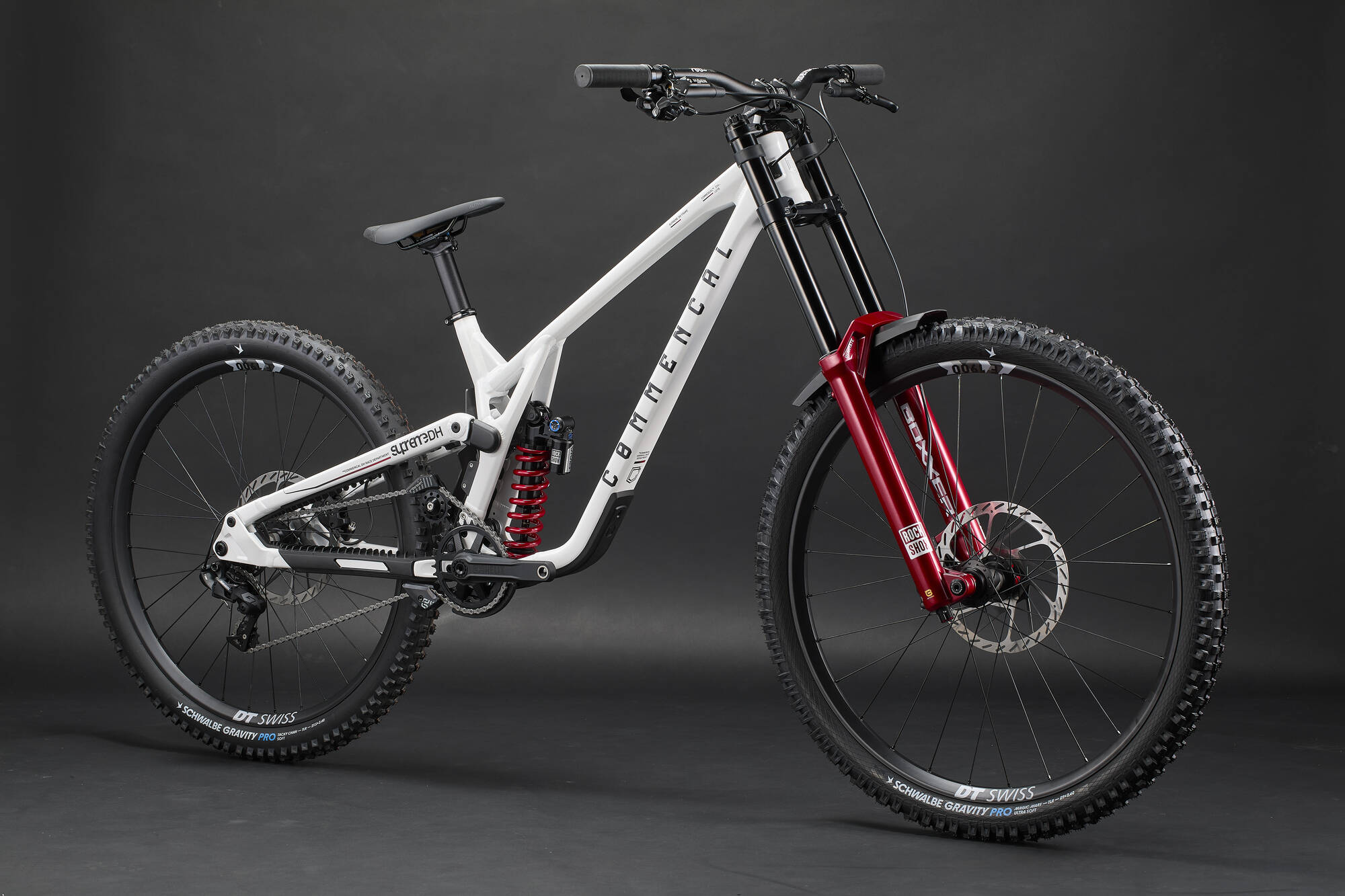 COMMENCAL SUPREME DH V5.2 ROCKSHOX PURE WHITE 2027 image large number 1