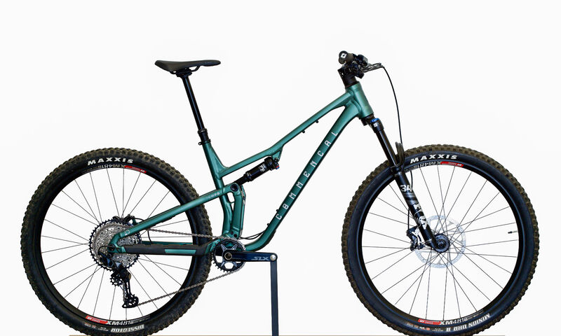 COMMENCAL T.E.M.P.O. ESSENTIAL METALLIC GREEN - L (22120903)
