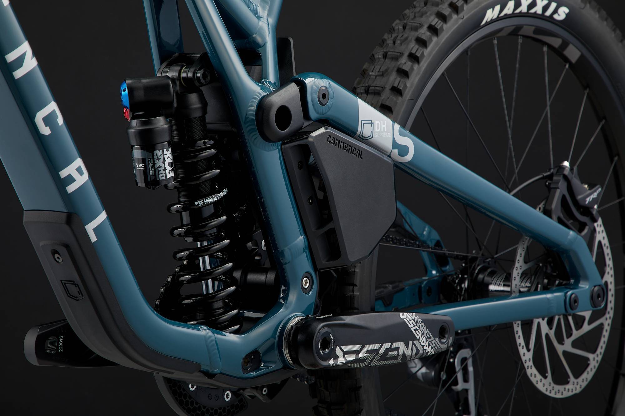 COMMENCAL SUPREME DH V5 ESSENTIAL AQUA BLUE image large number 4