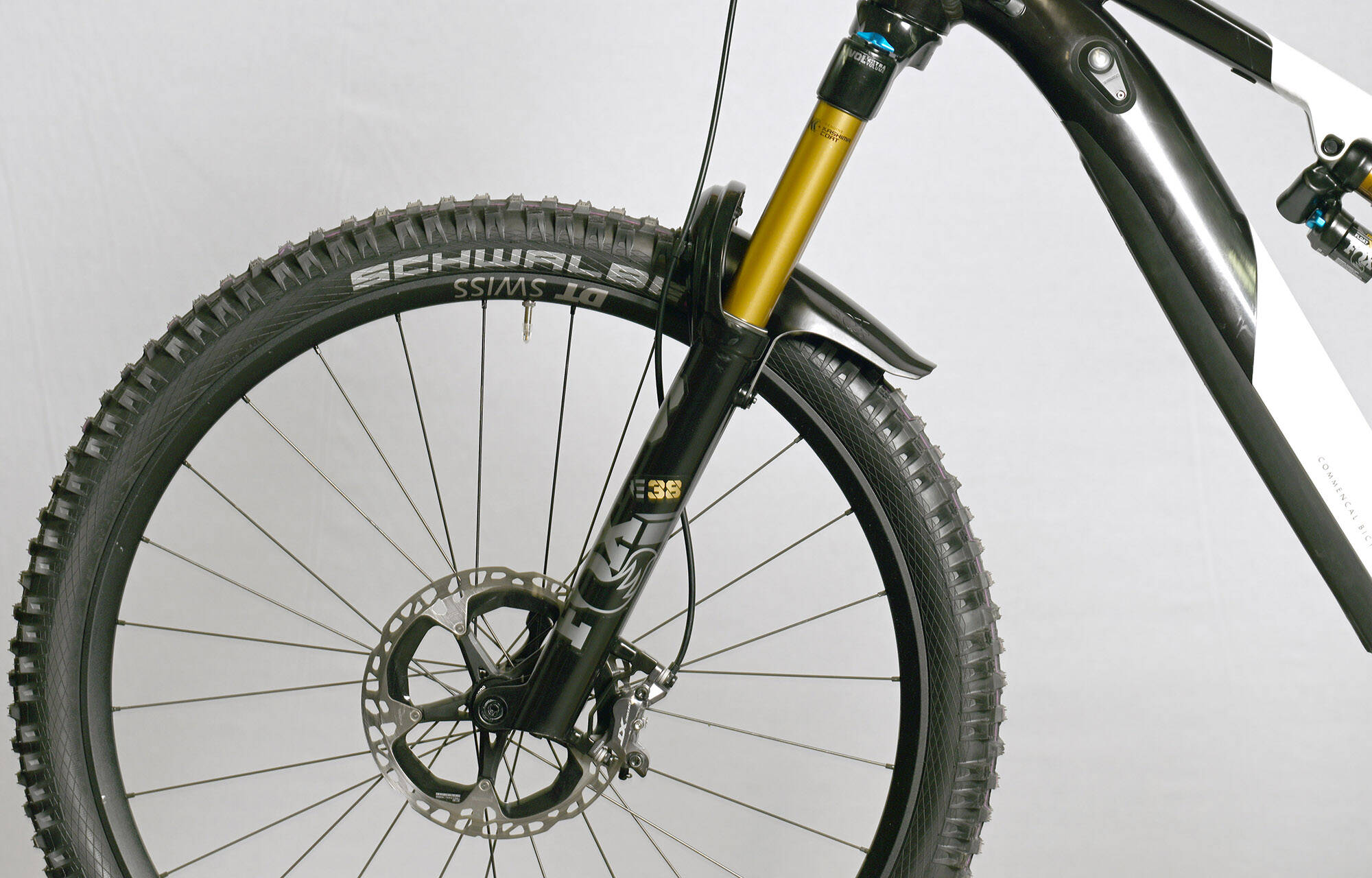 COMMENCAL META POWER AM SHIMANO SIGNATURE BLACK & WHITE - L (21180703) 1168 km image large number 4