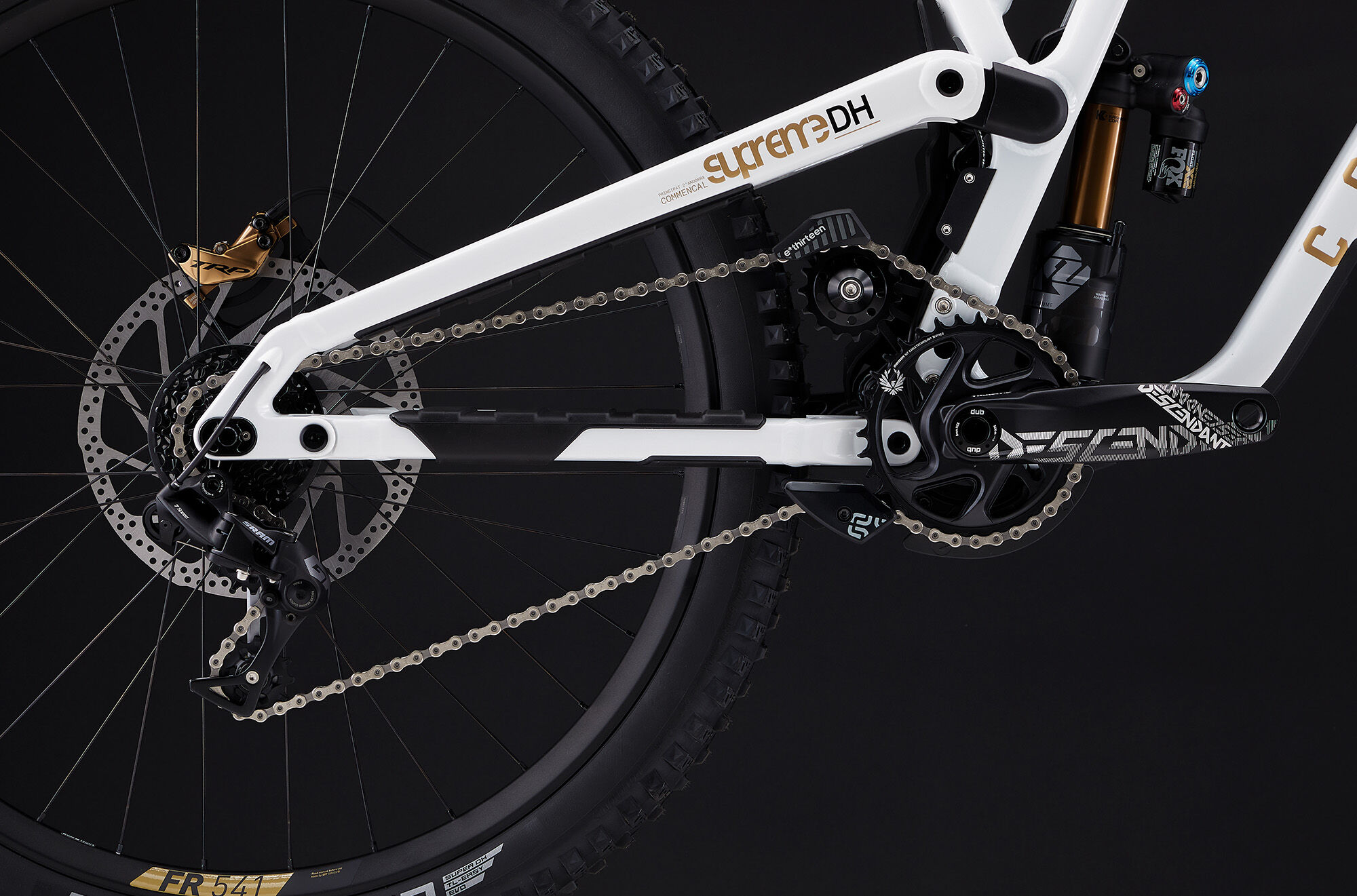 COMMENCAL SUPREME DH V5 SIGNATURE LTD: The Ultimate Downhill Race Bike