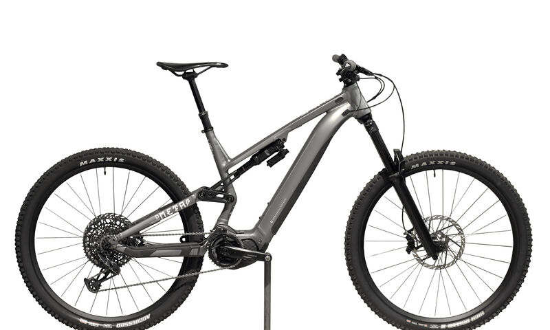 COMMENCAL META POWER SHIMANO 29 TEAM GRAPHITE - L (21181403) 2352km