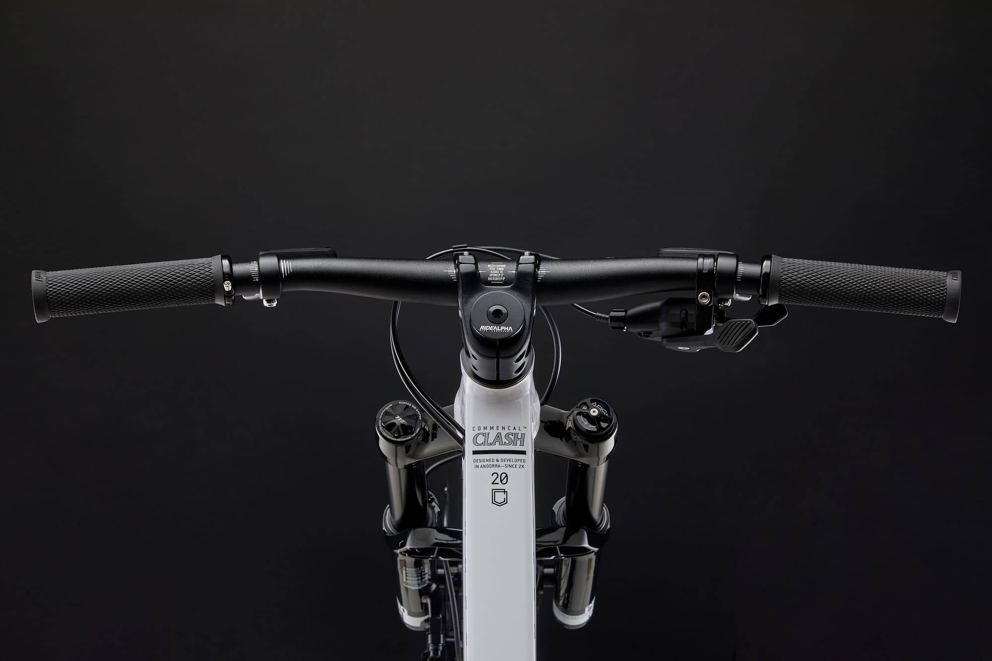 COMMENCAL CLASH 20 PURE WHITE 2026 image large number 3