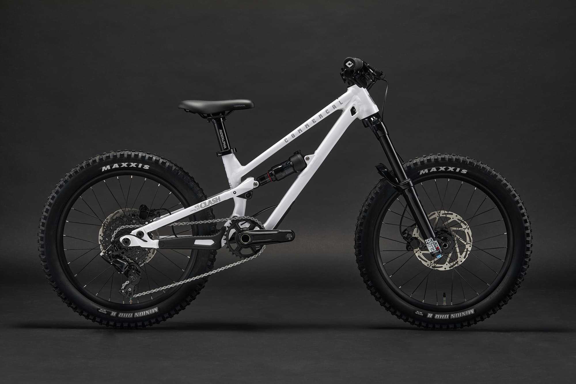 COMMENCAL CLASH 20 PURE WHITE 2026 image large number 0